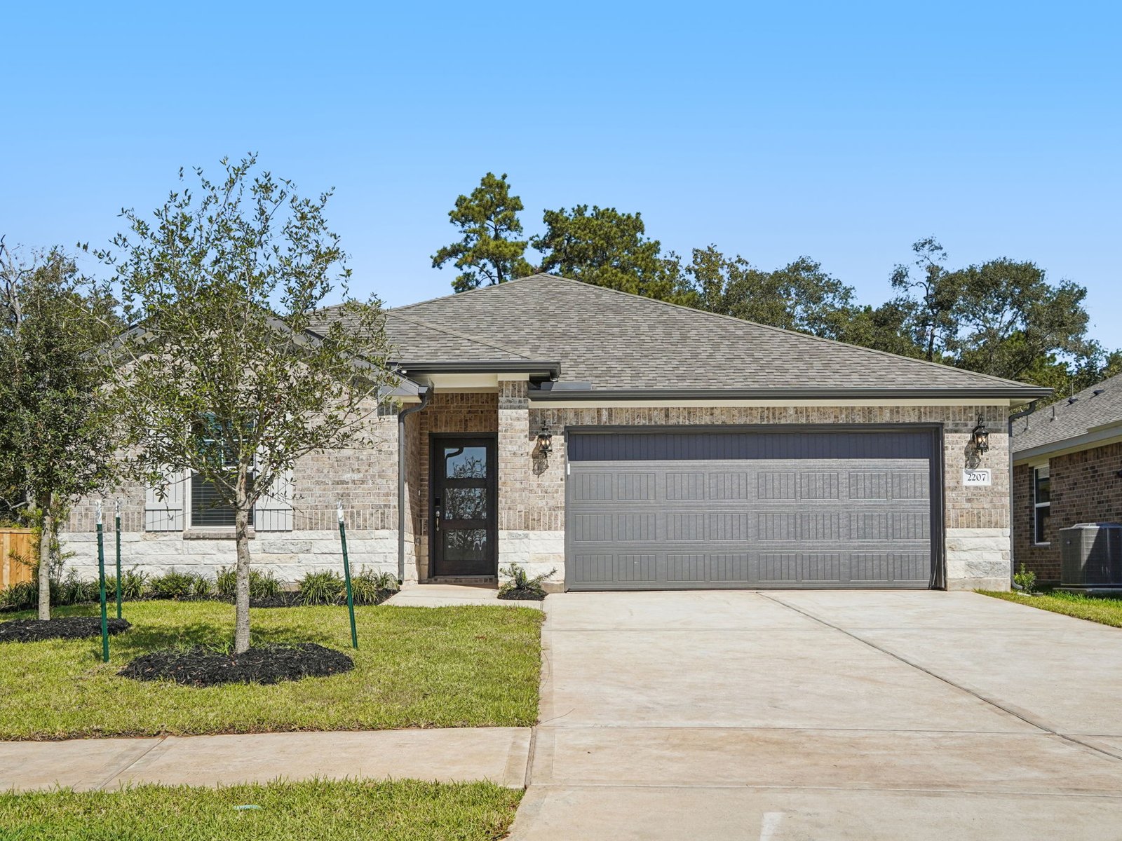 A Quick Move-in The Preston (L403) Floorplan
