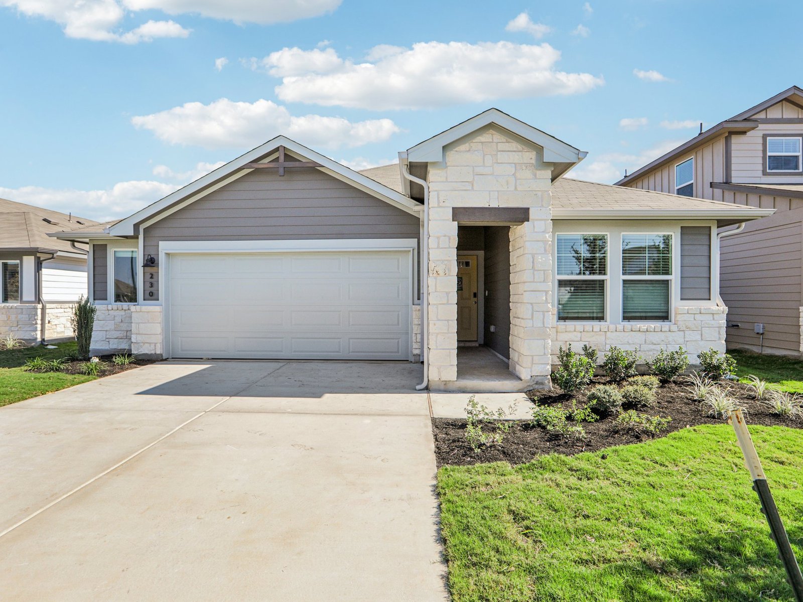 A Quick Move-in The Hughes (841) Floorplan