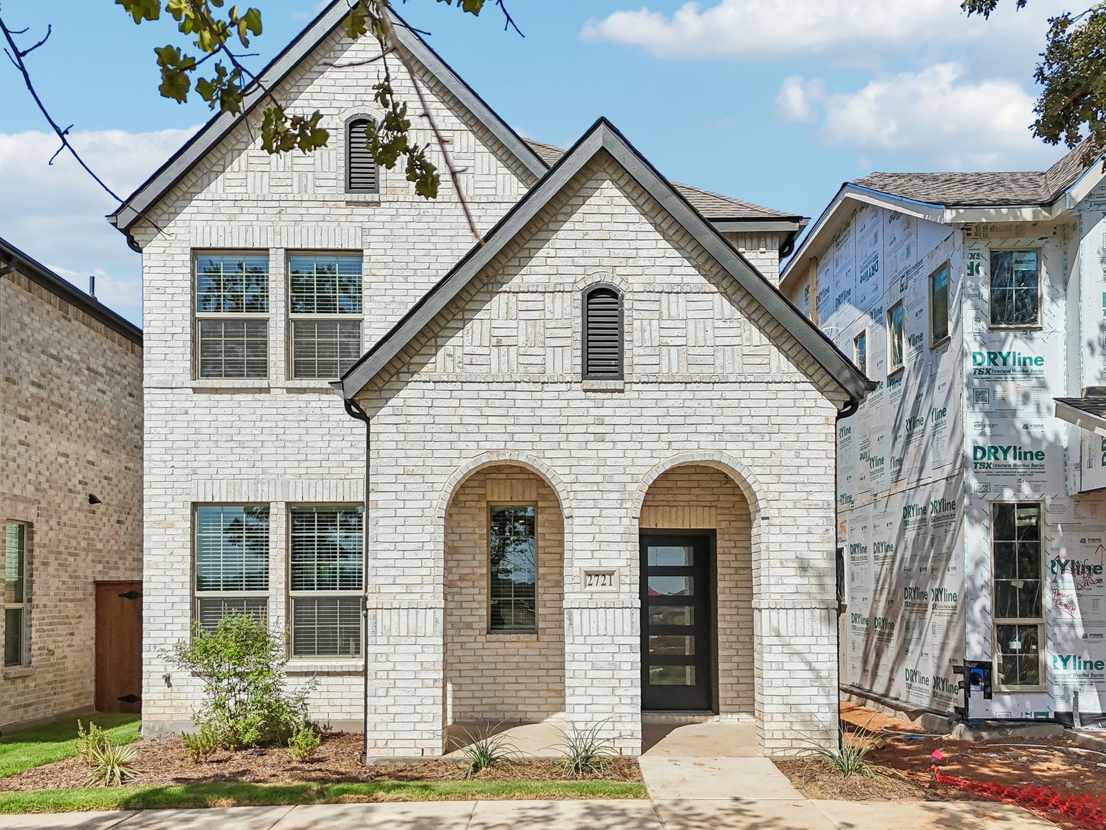 The Harrow at 2721 Kobuk Drive, Corinth, Texas: photo 2