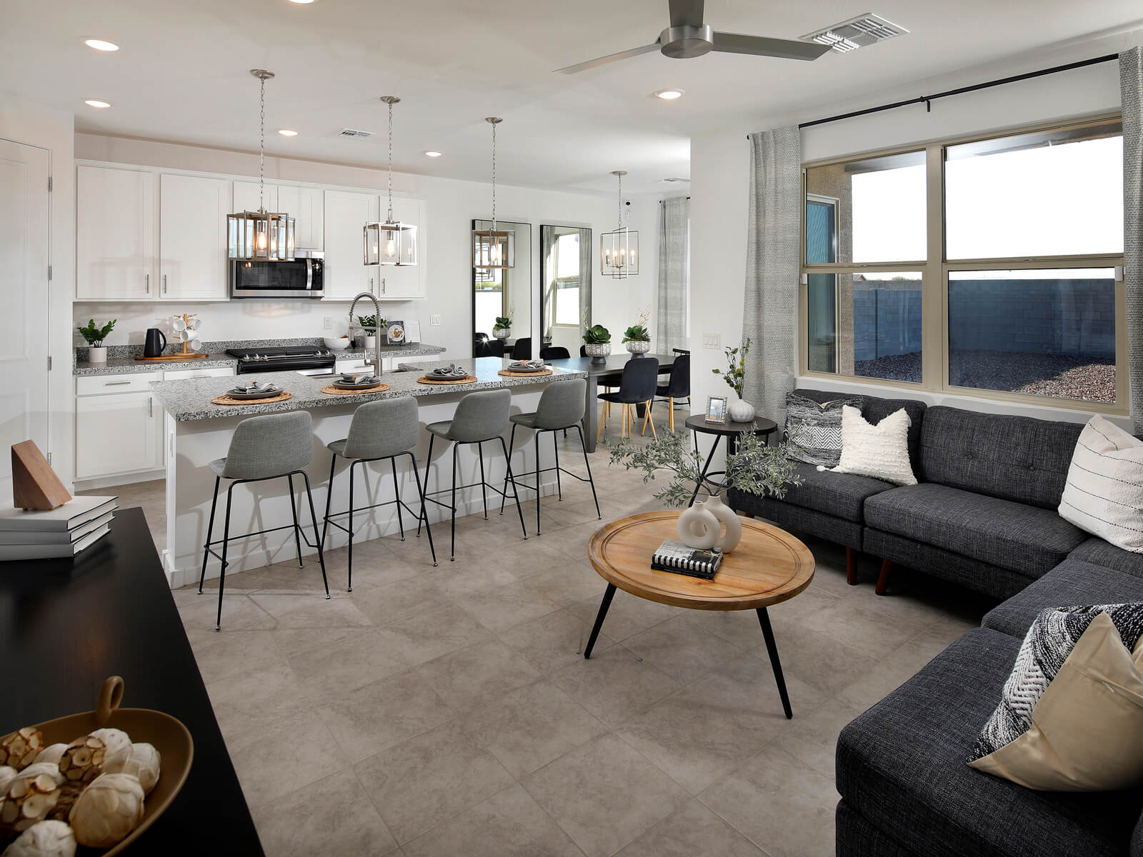 A Quick Move-in Carson Floorplan