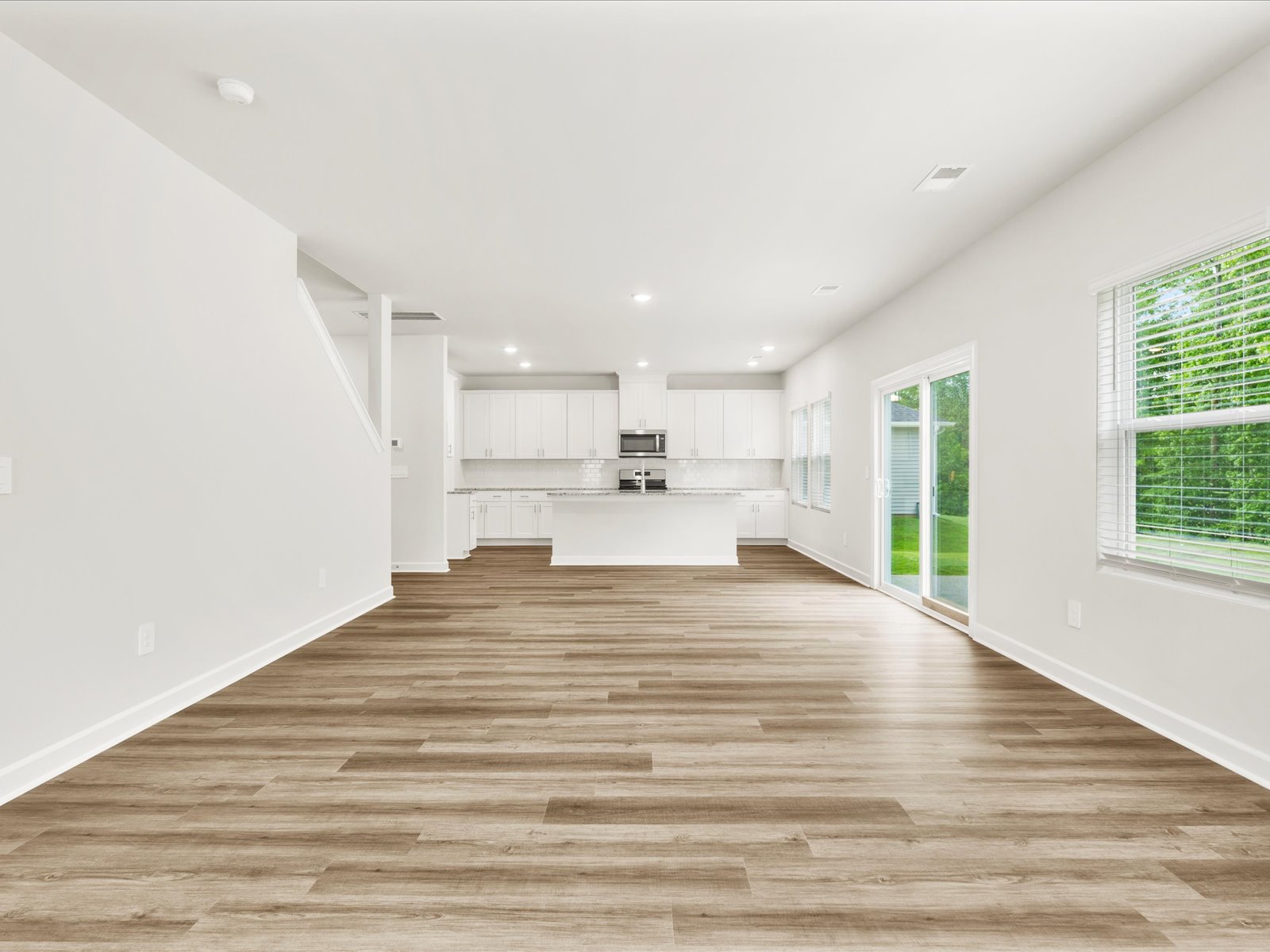 Welcome to the Dakota floorplan at Holland Park.