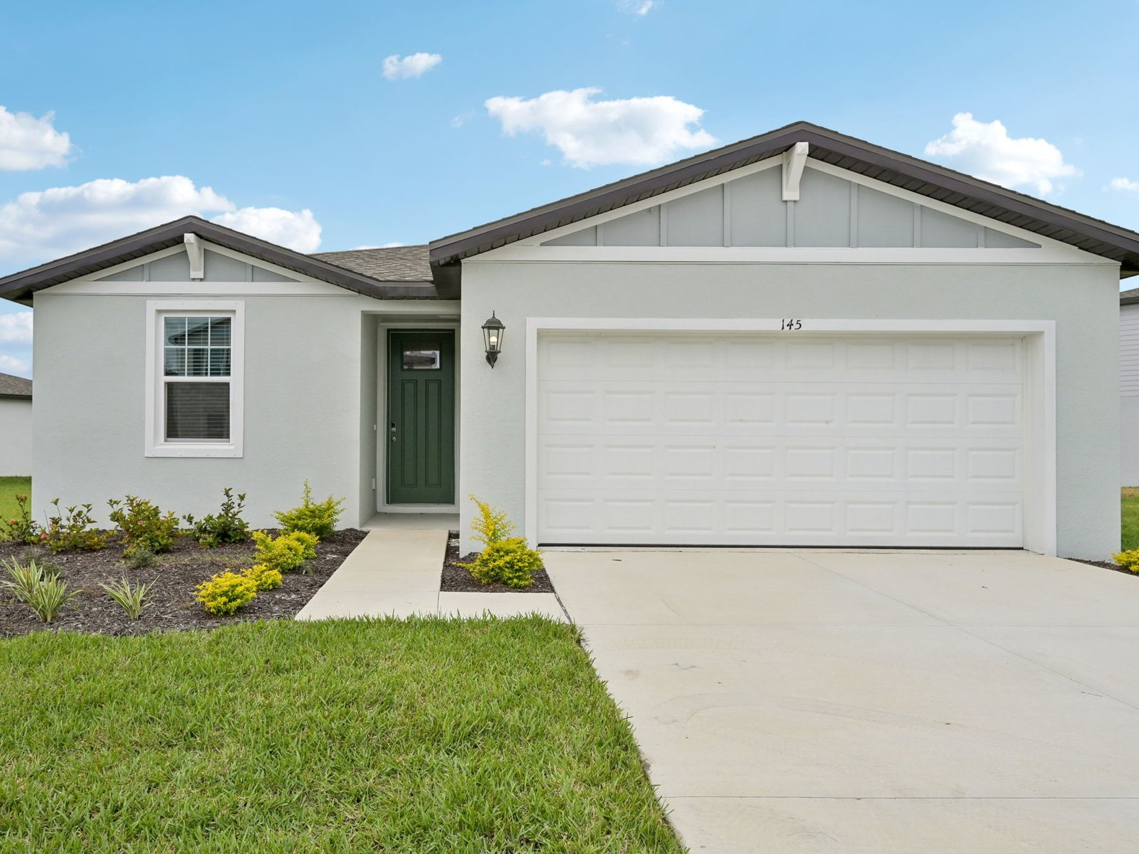 A Quick Move-in Daphne Floorplan