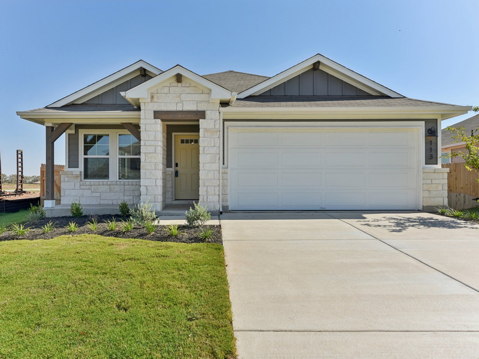 A Quick Move-in The Braman (810) Floorplan
