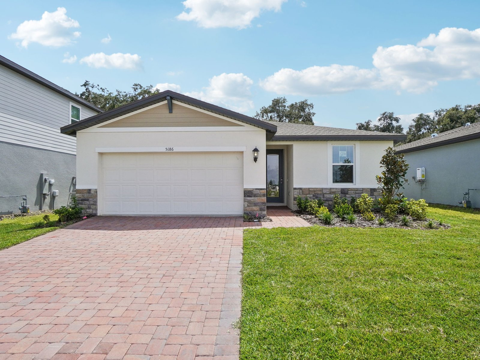 A Quick Move-in Daphne Floorplan