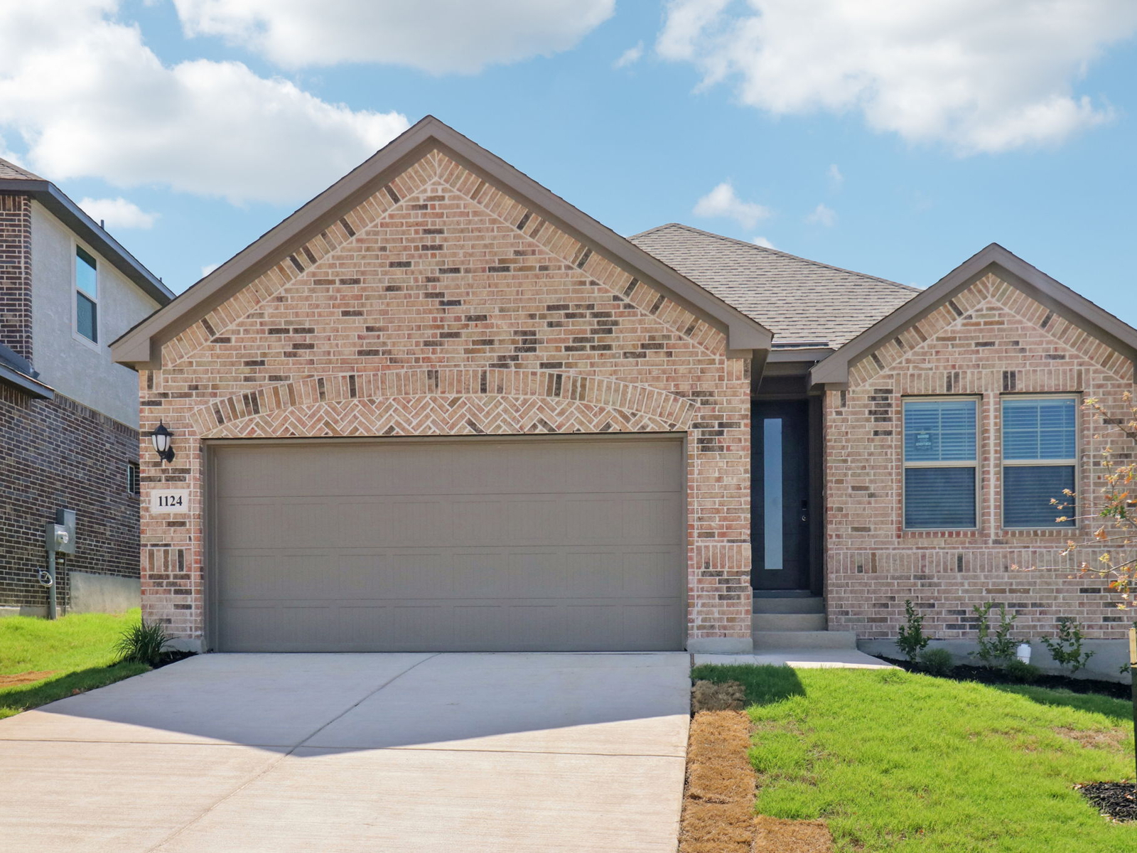 A Quick Move-in The Allen (840) Floorplan