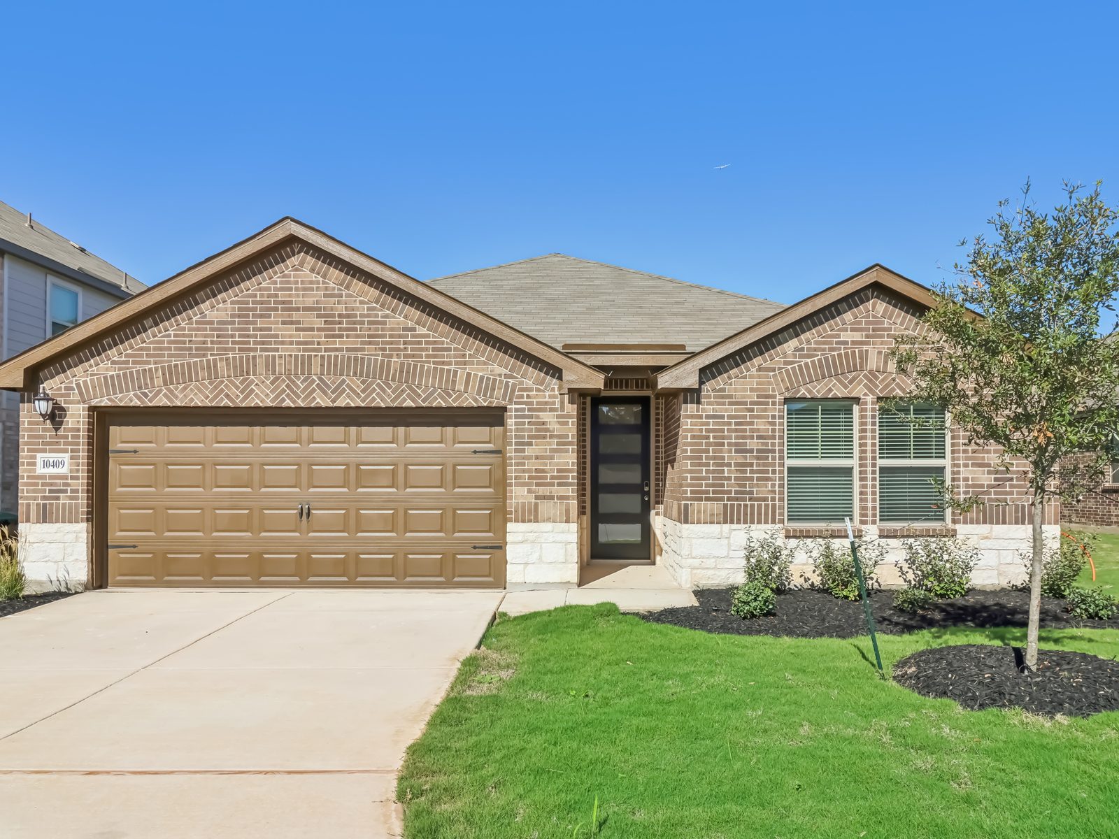 A Quick Move-in The Henderson (C404) Floorplan