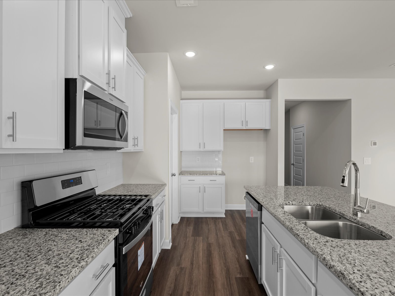 Welcome to the Chandler floorplan at The Farm at Wells Creek - Signature Collection.