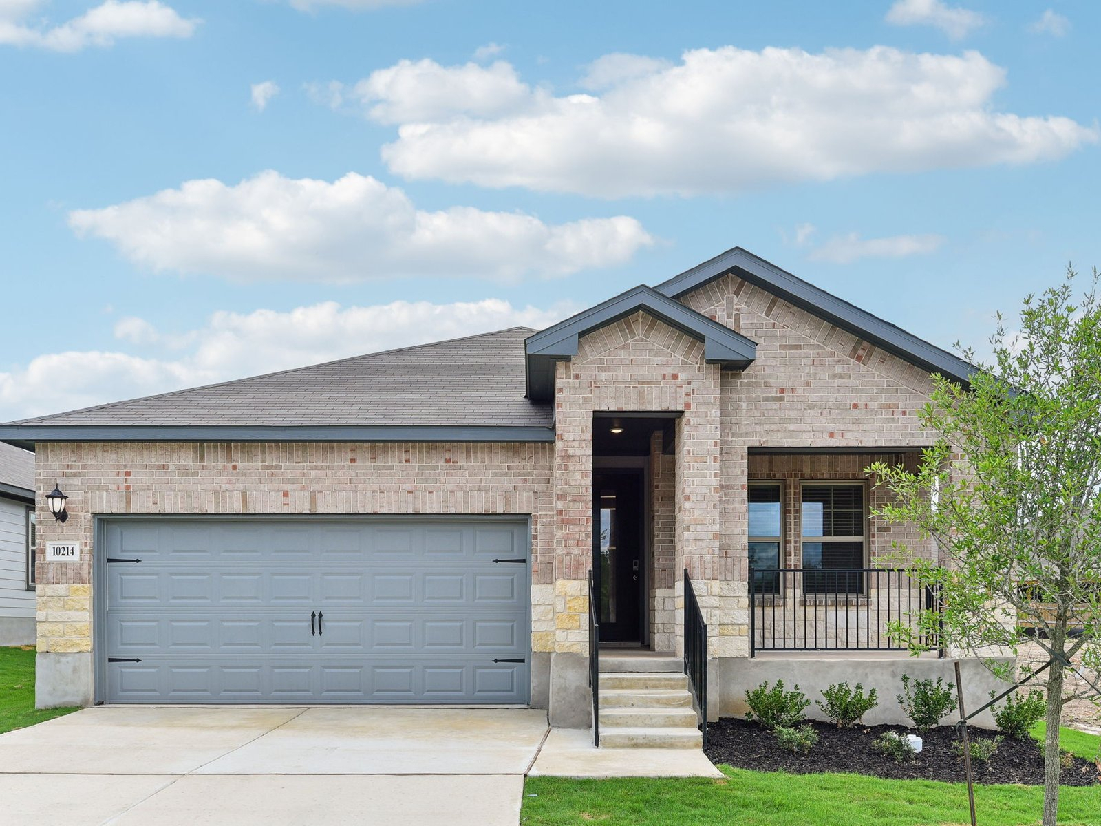A Quick Move-in The Allen (840) Floorplan