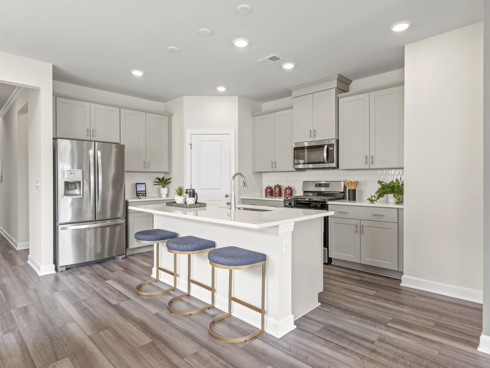 Welcome to our Sydney model at Clear Pond.