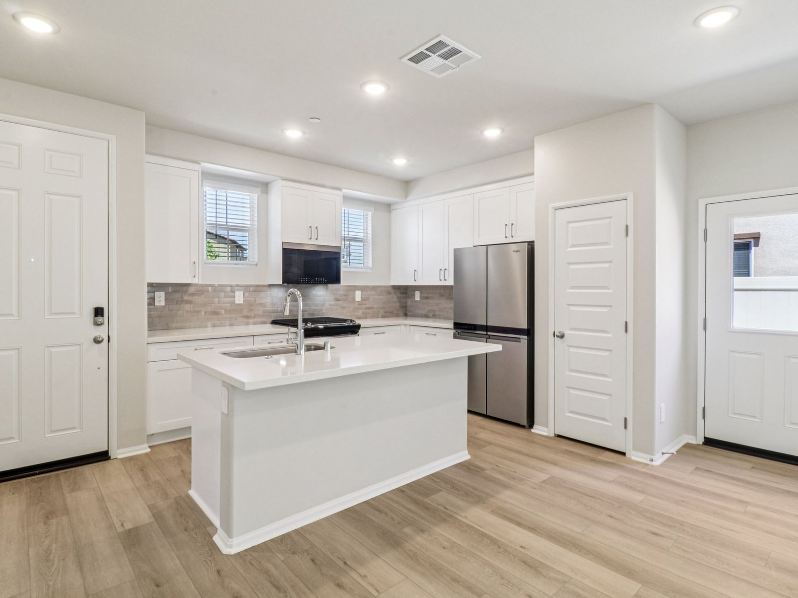 A Quick Move-in Residence 2X Floorplan