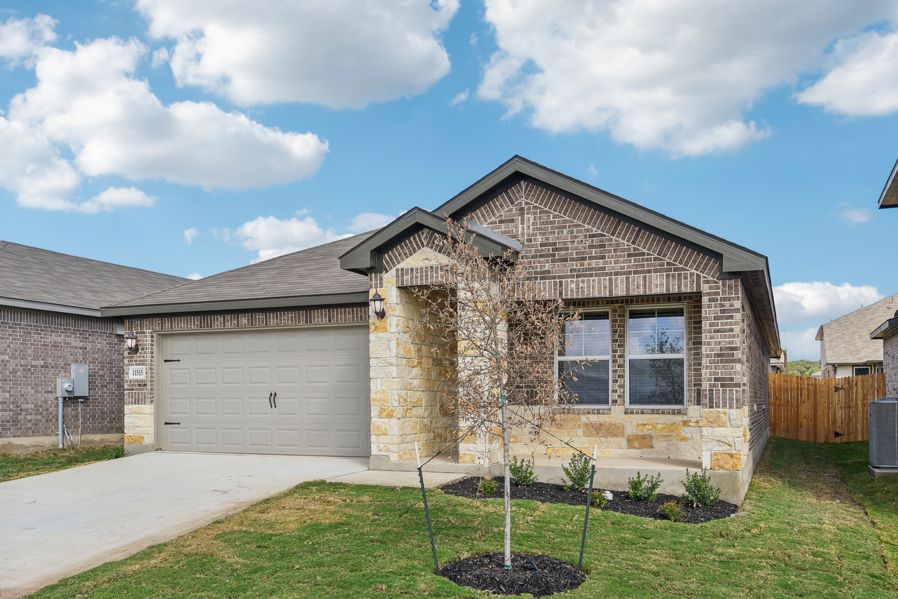 Front exterior of the Callaghan floorplan at a Meritage Homes community.