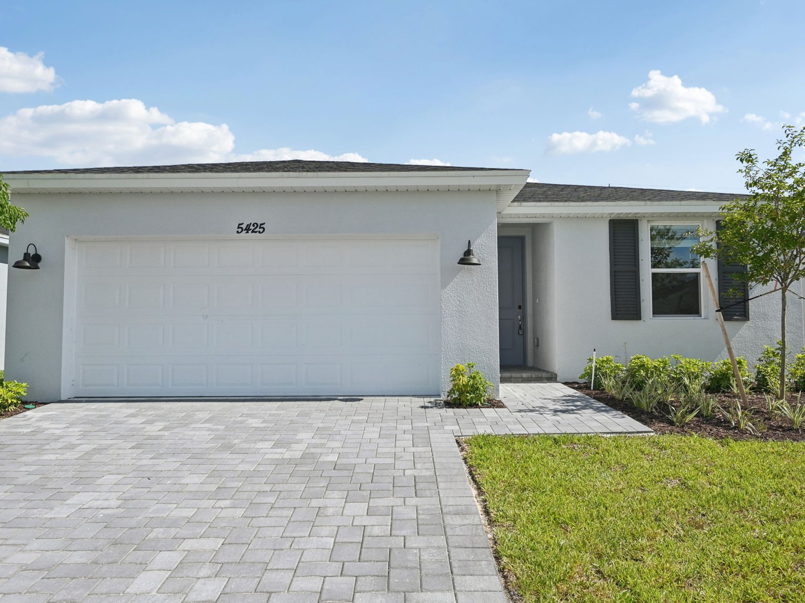 A Quick Move-in Daphne Floorplan