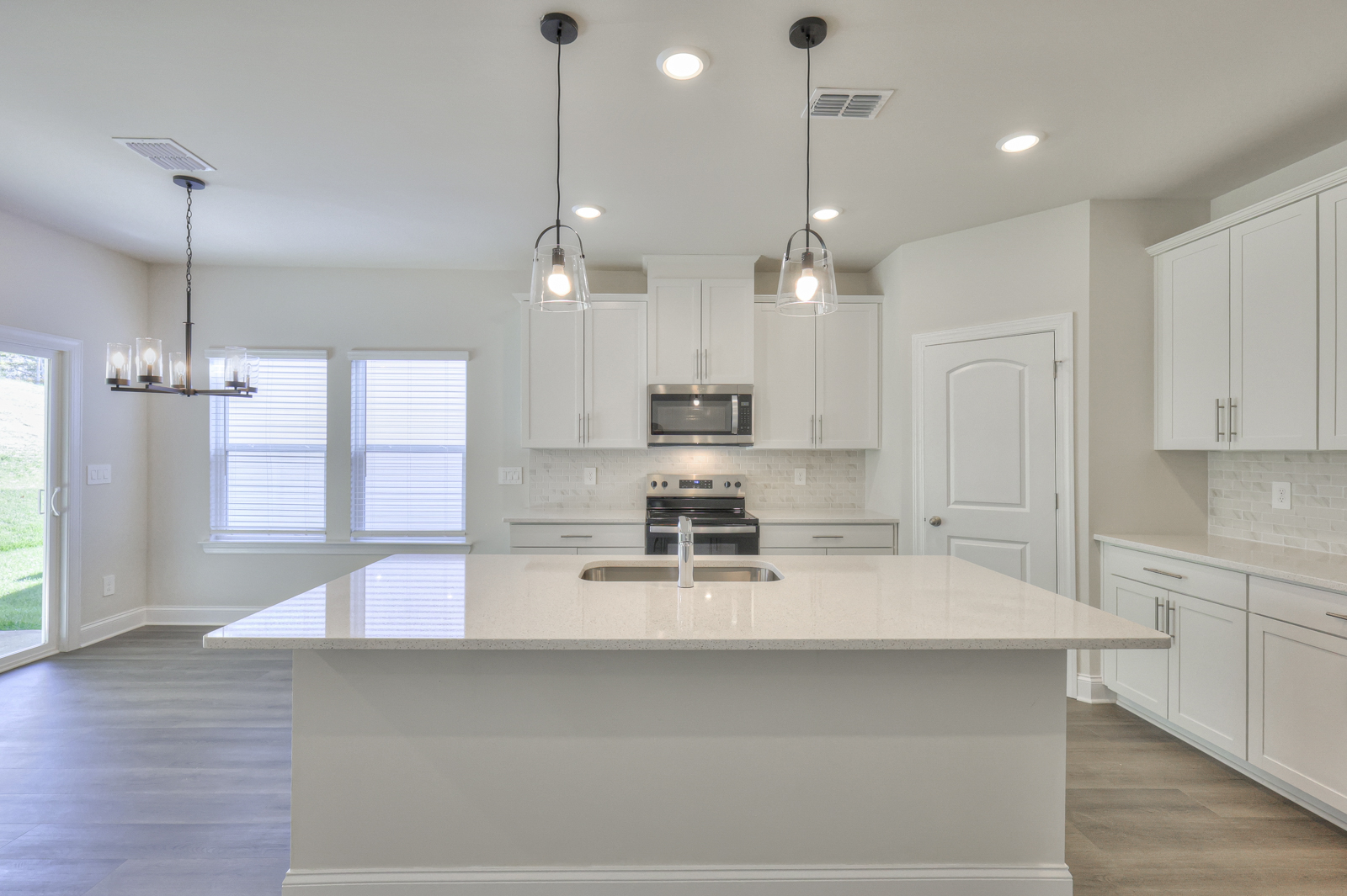 Skip takeout and prep dinner in the well-appointed kitchen.