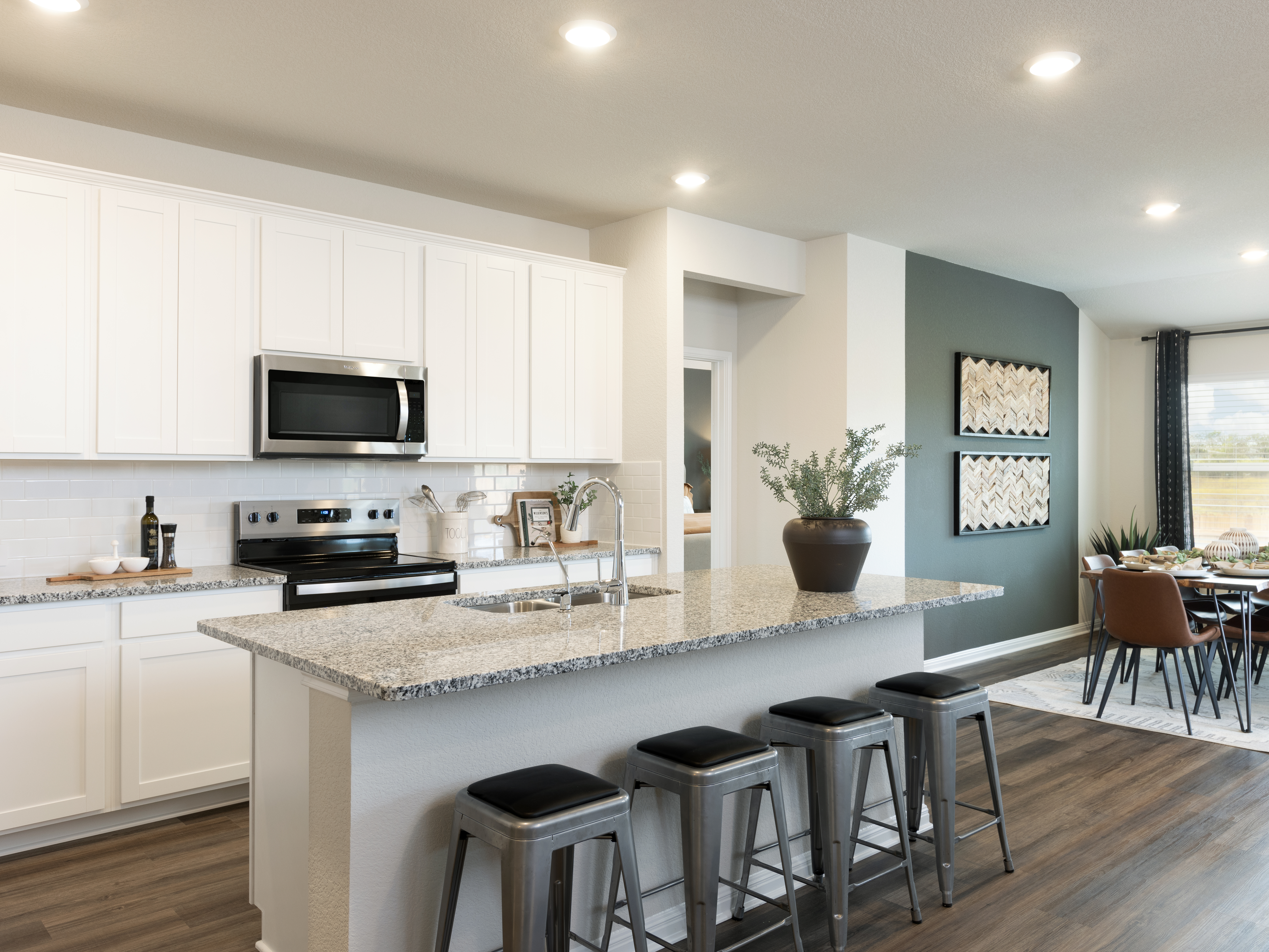 Welcome to the Callaghan floorplan modeled in Eastern Wells!