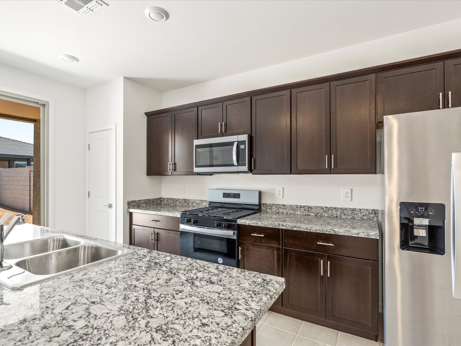 A Quick Move-in Mayfair Floorplan