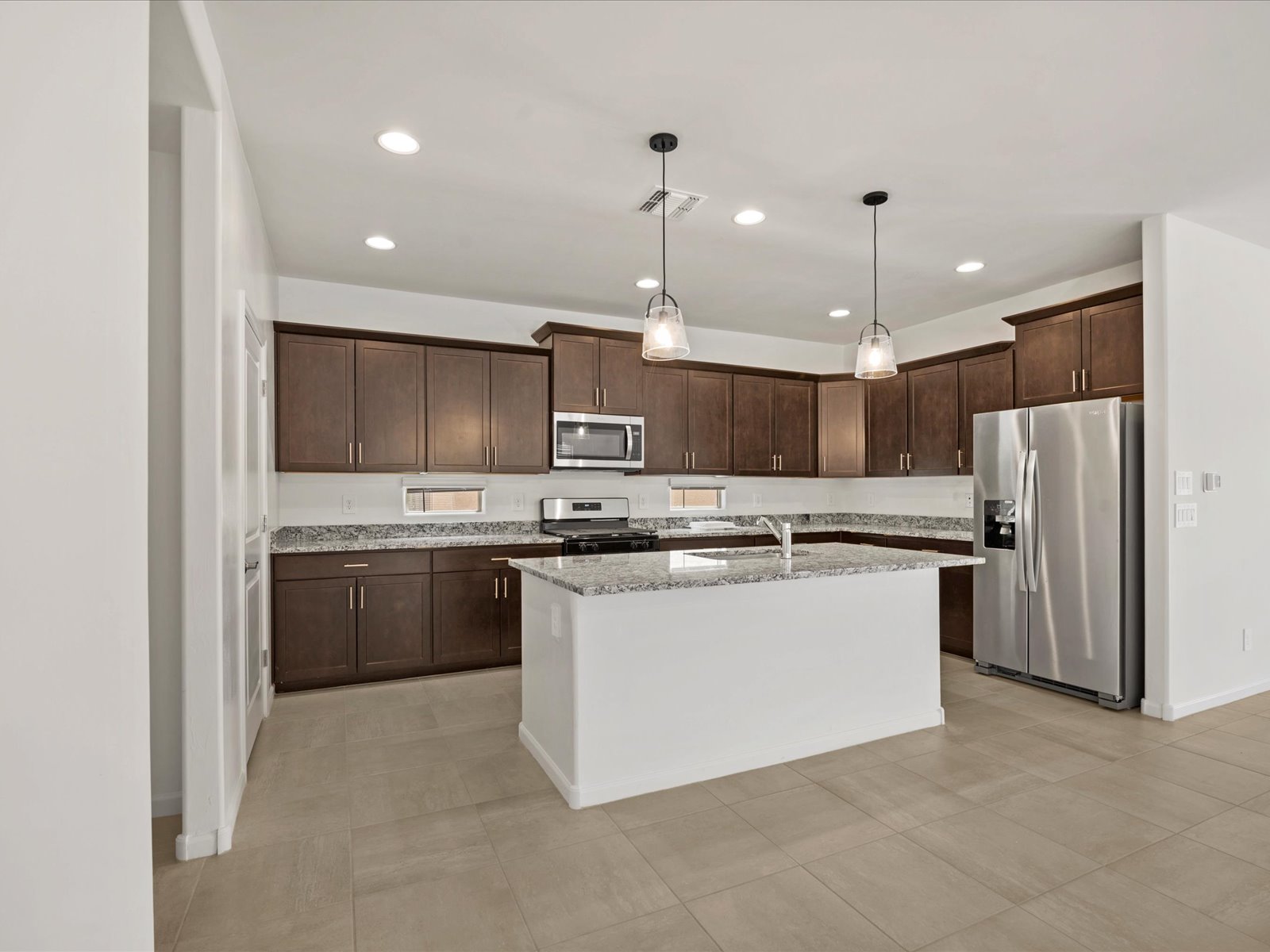 A Quick Move-in Moonstone Floorplan