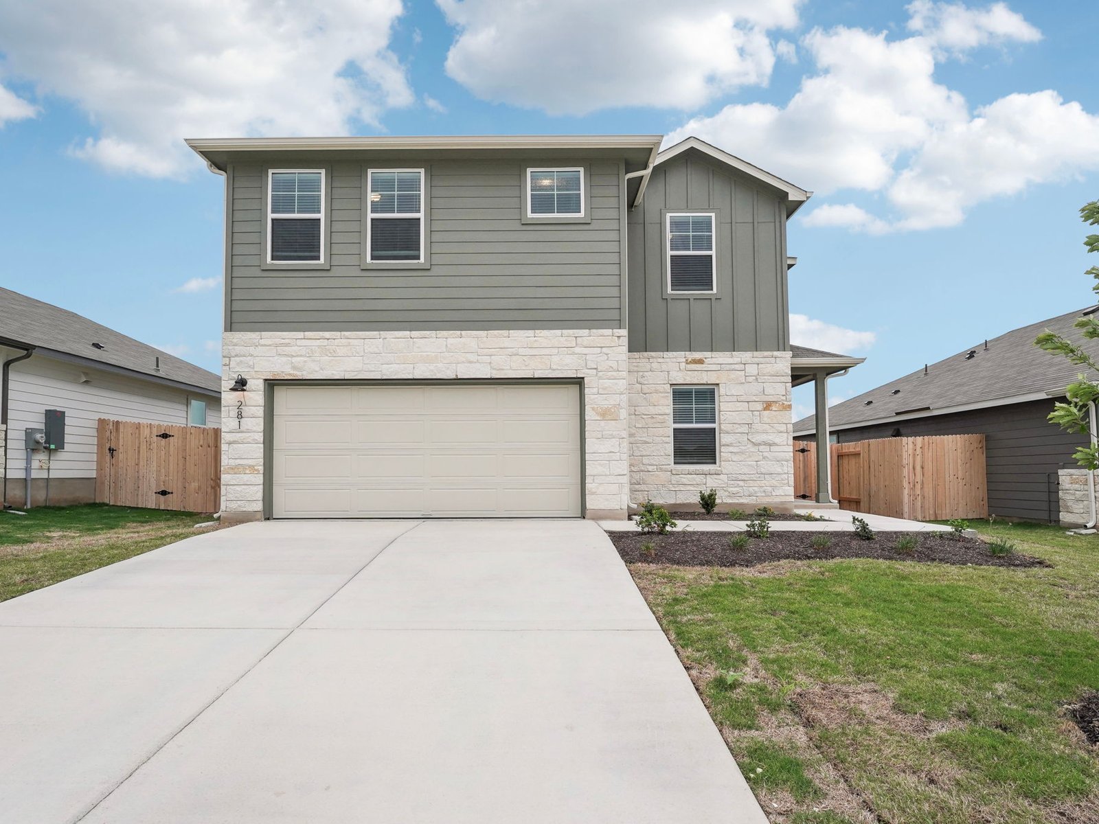 A Quick Move-in The Channing (850) Floorplan
