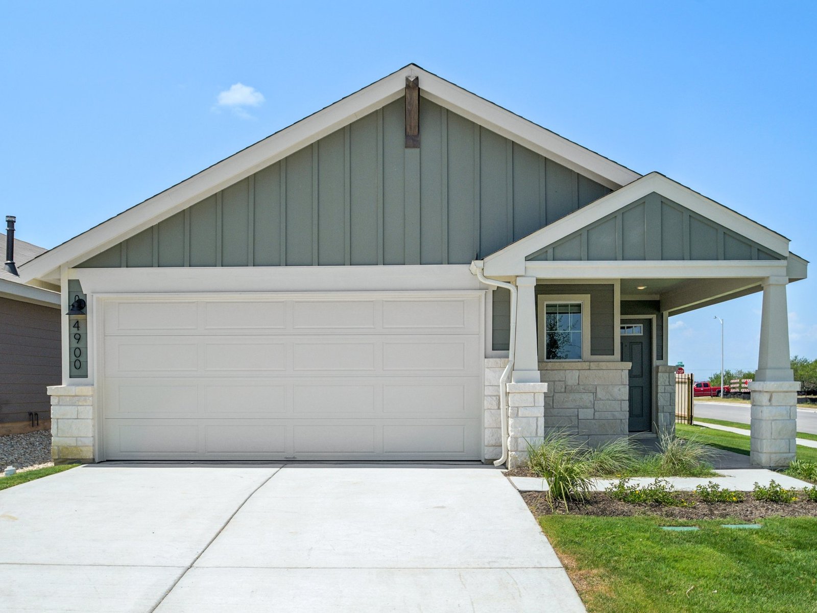 A Quick Move-in The Cascade (330) Floorplan