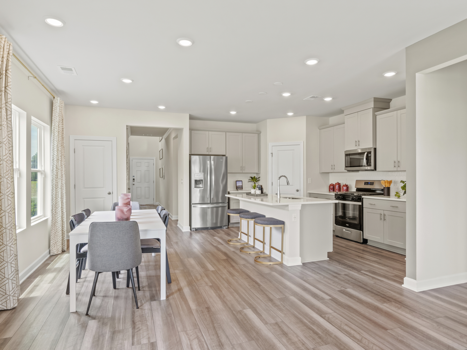 Welcome to our Sydney model at Clear Pond.