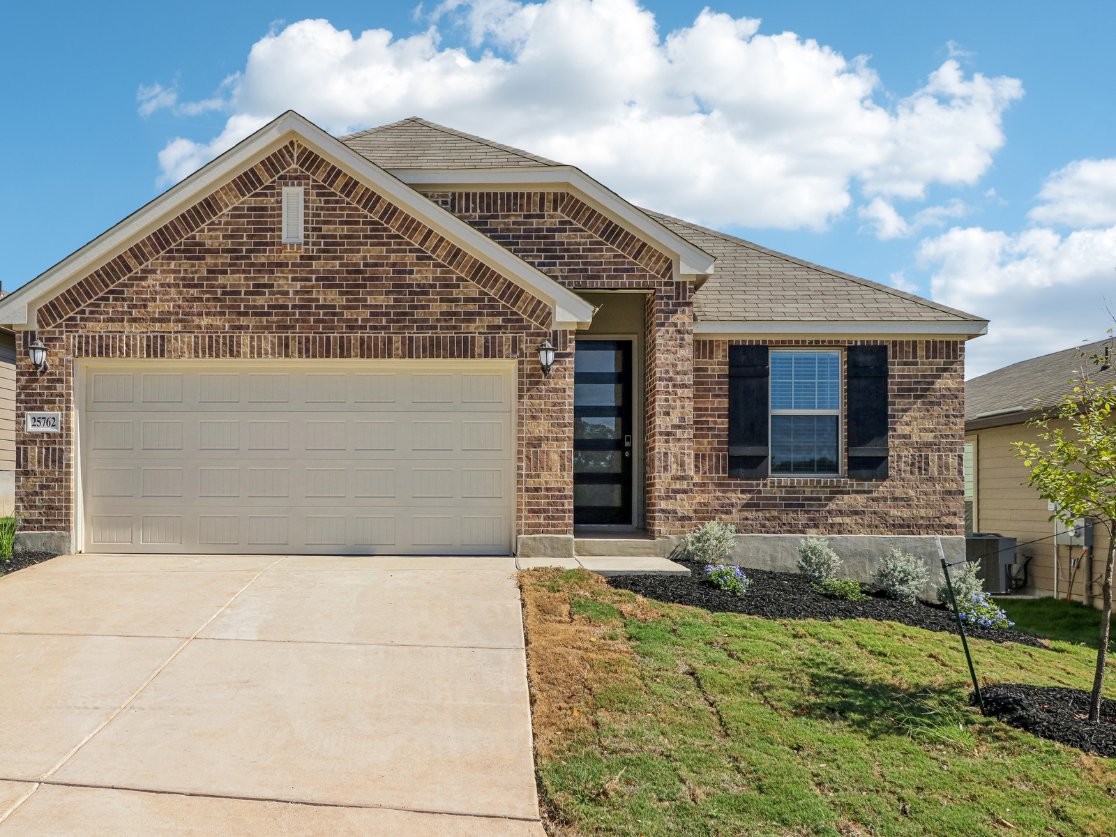 A Quick Move-in The Allen (840) Floorplan