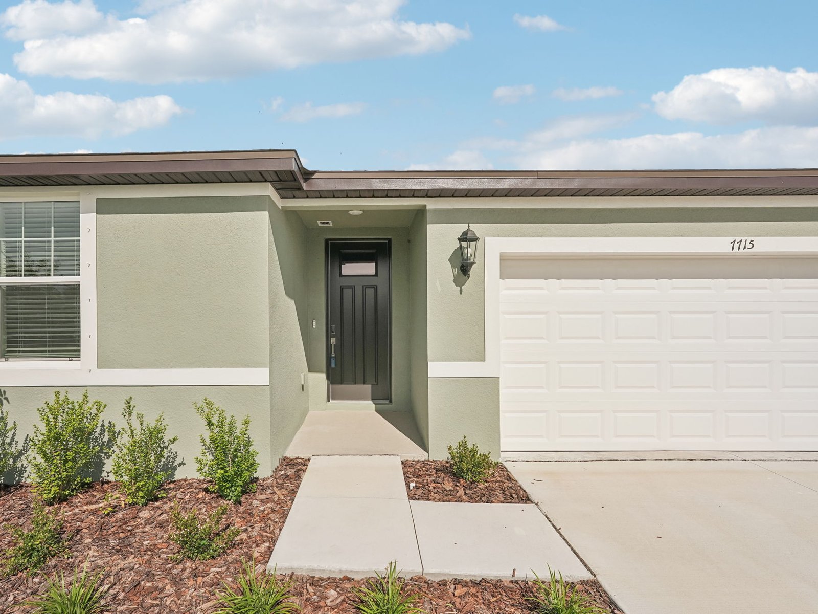A Quick Move-in Hibiscus Floorplan