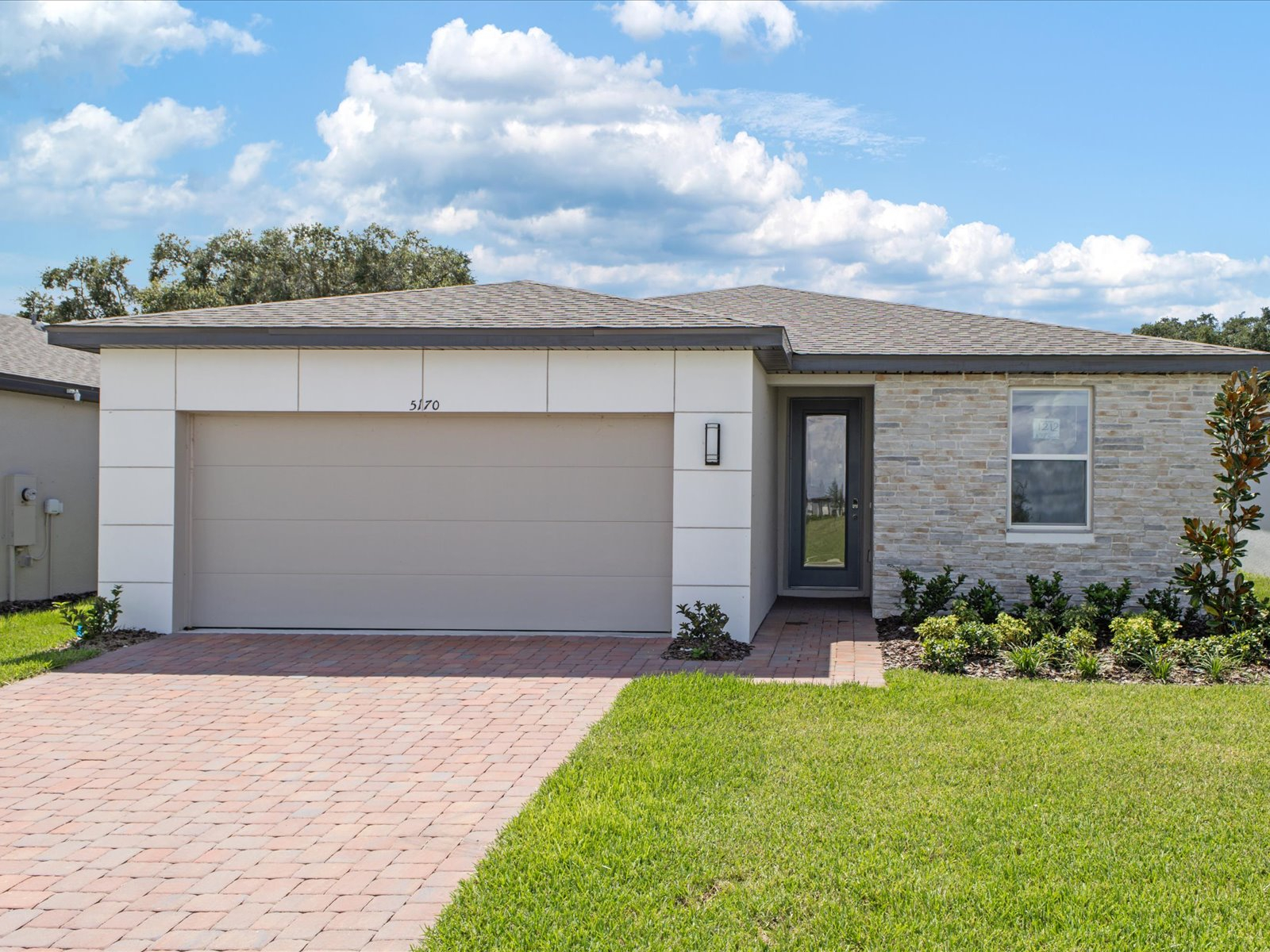 A Quick Move-in Daphne Floorplan