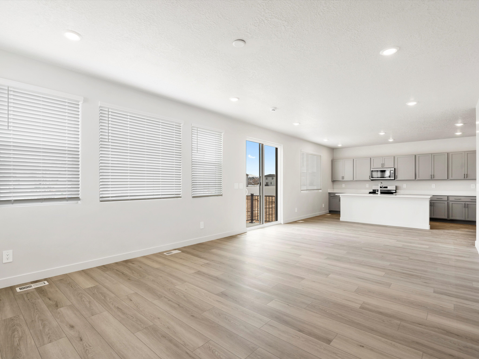 A Quick Move-in Residence 4 Floorplan