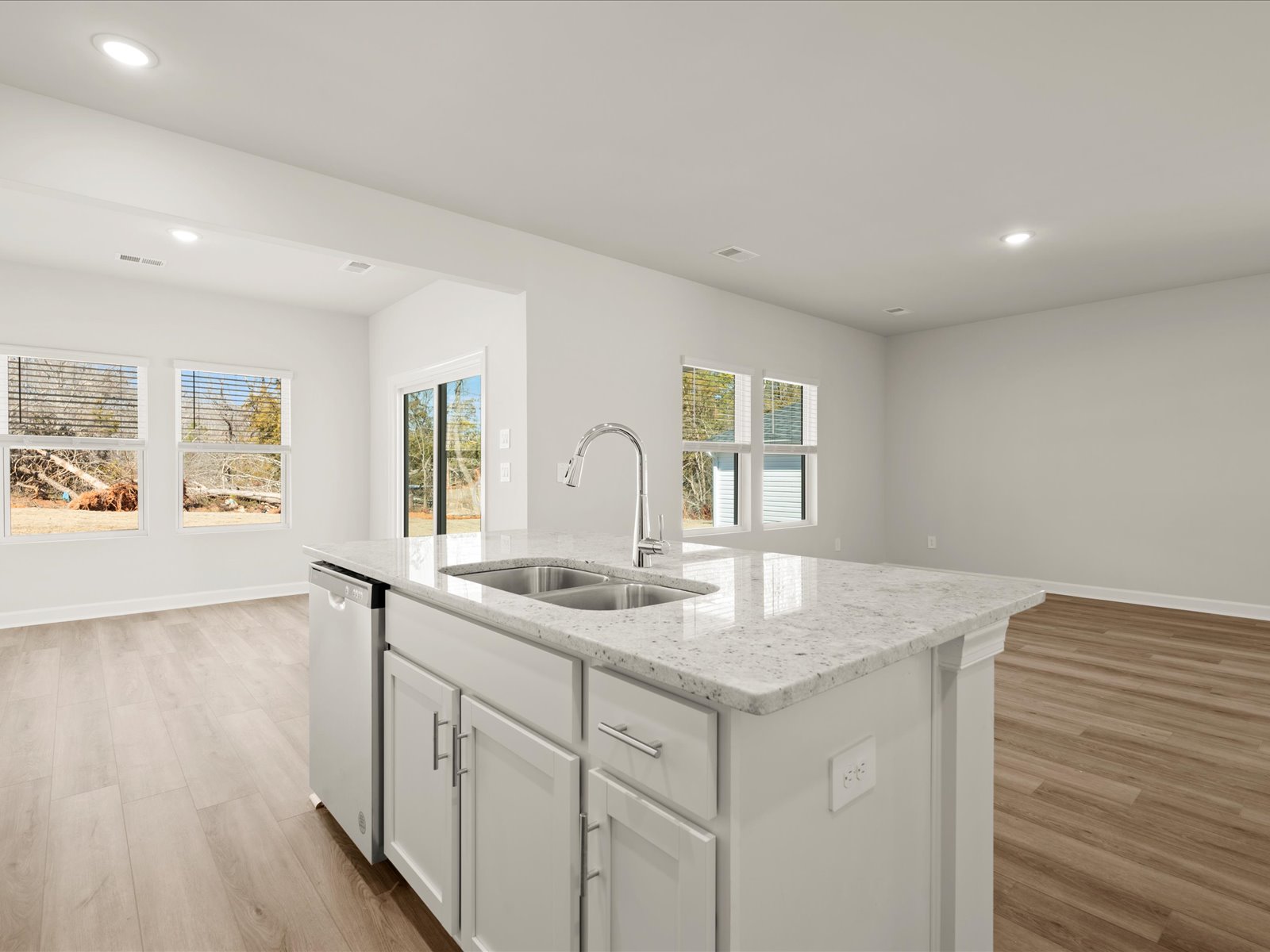 Welcome to the Dallas floorplan at The Farm at Wells Creek - Heritage Collection.
