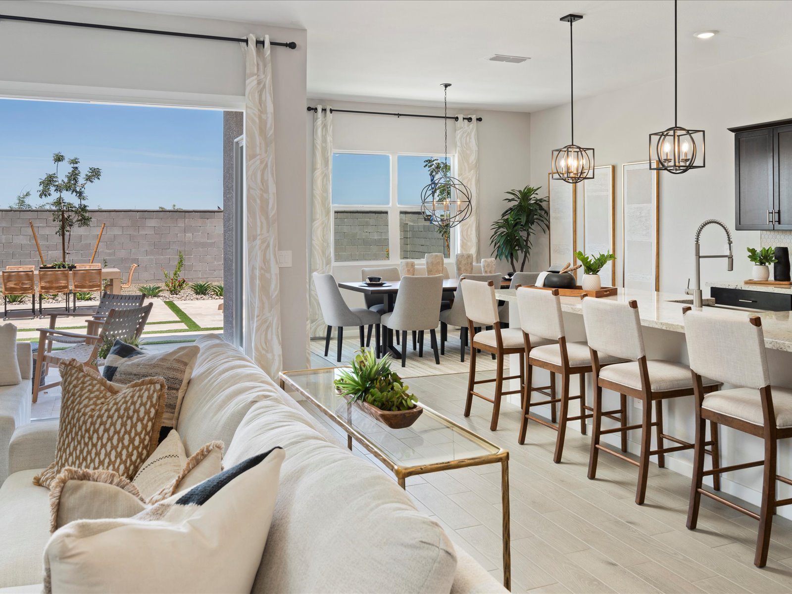 A Quick Move-in Lennon Floorplan