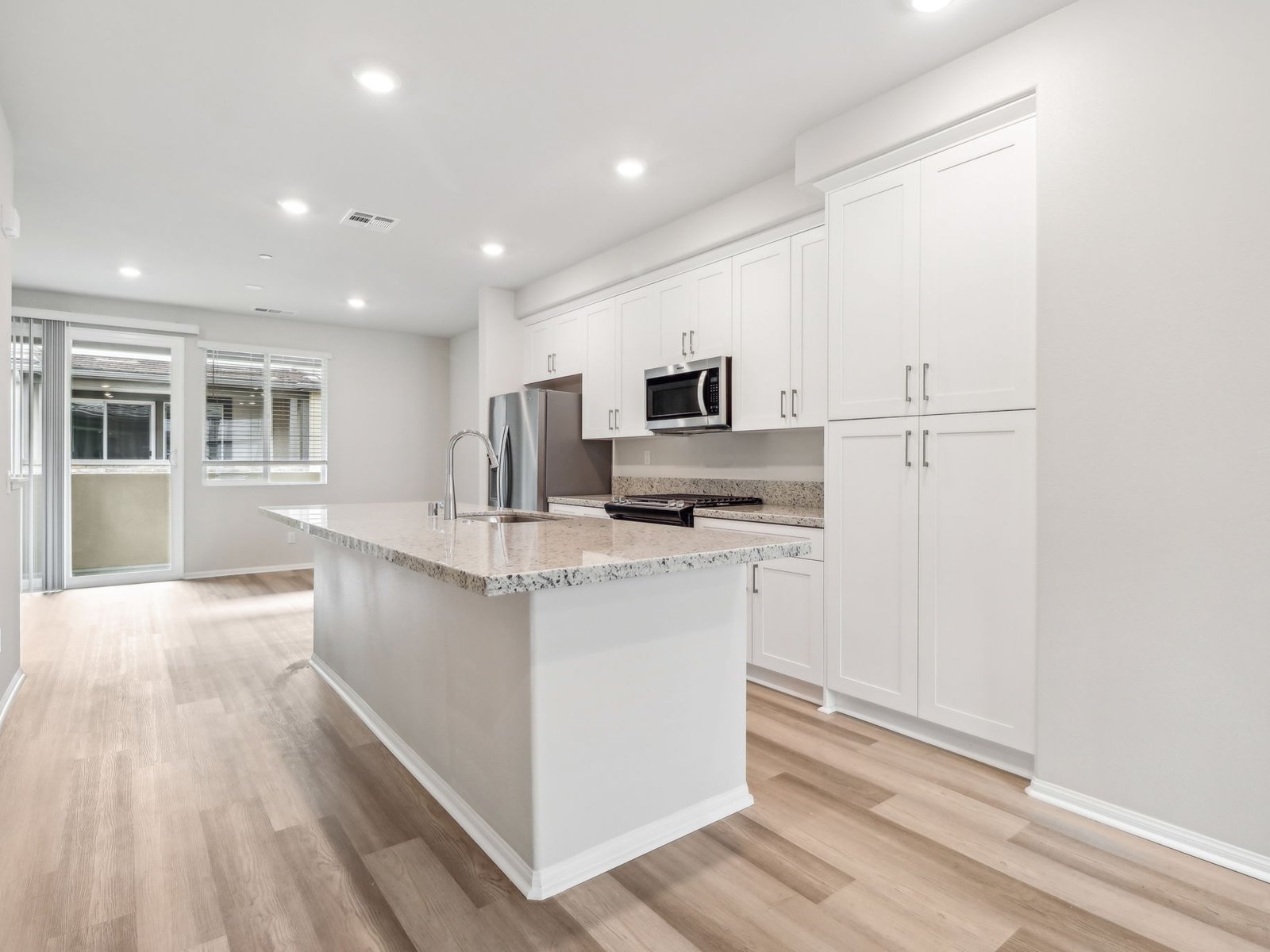 A Quick Move-in Residence 4 Floorplan