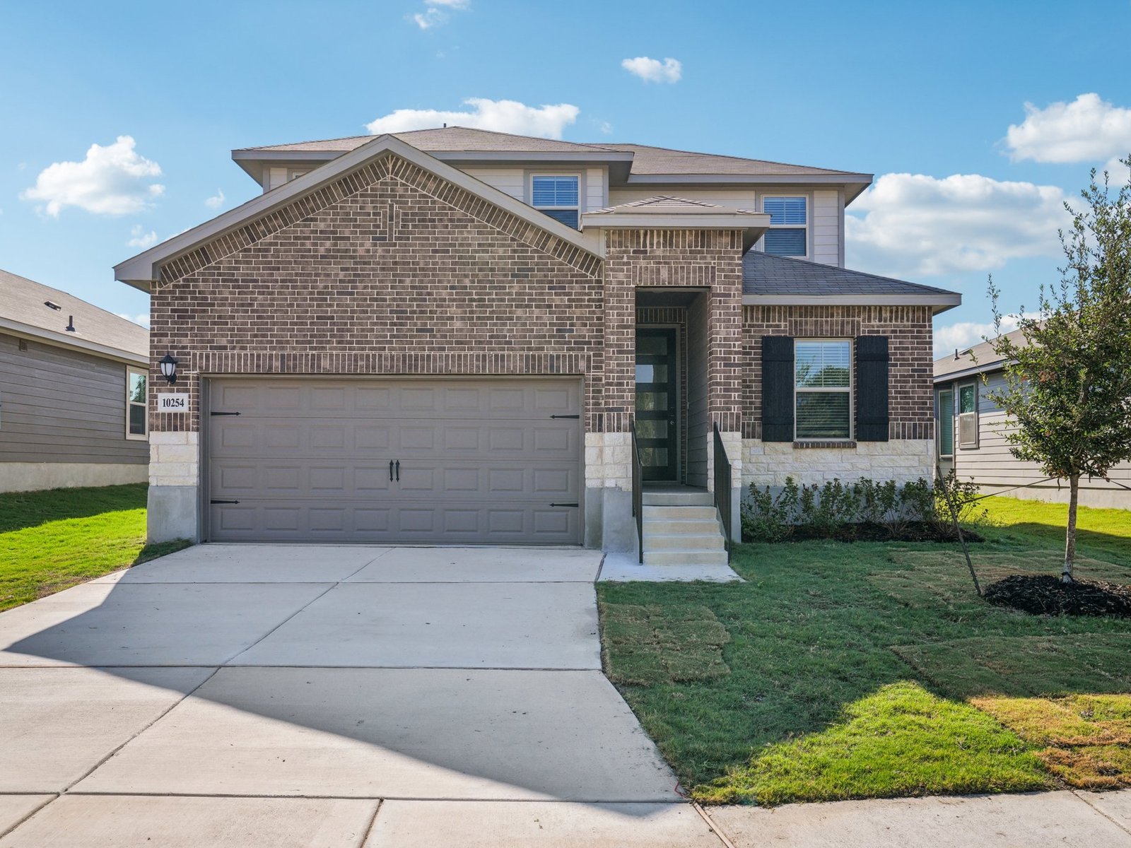 A Quick Move-in The Matador (870) Floorplan