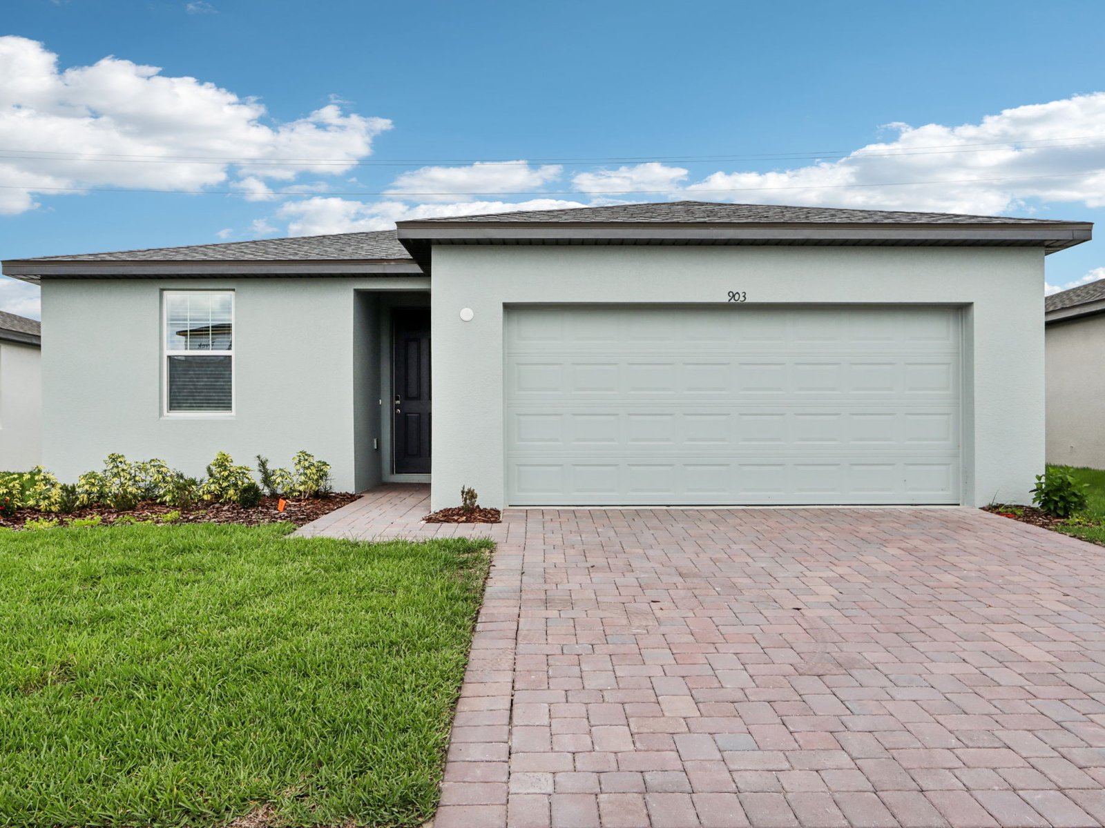 A Quick Move-in Daphne Floorplan