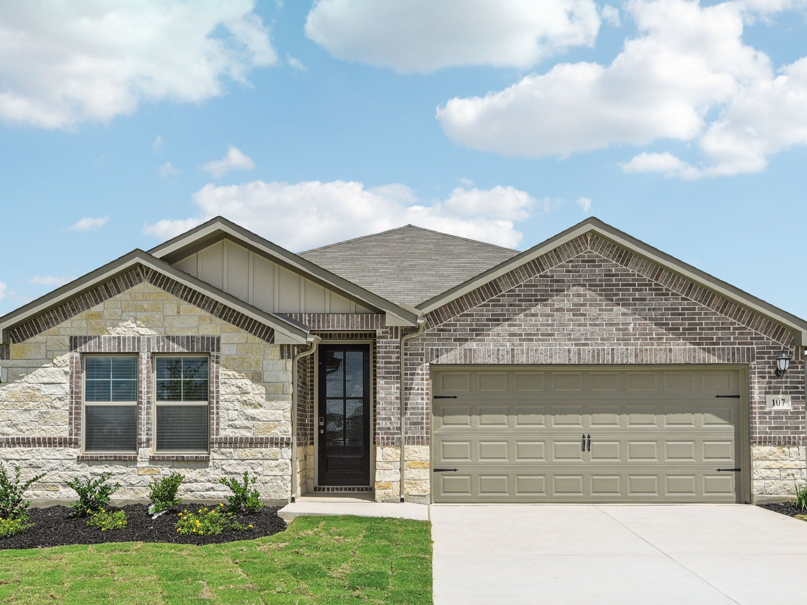 A Quick Move-in The Oleander (C401) Floorplan