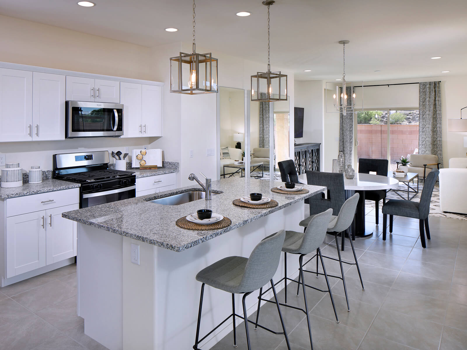 The 1560 plan modeled at Valencia Crossing in Tucson, AZ.