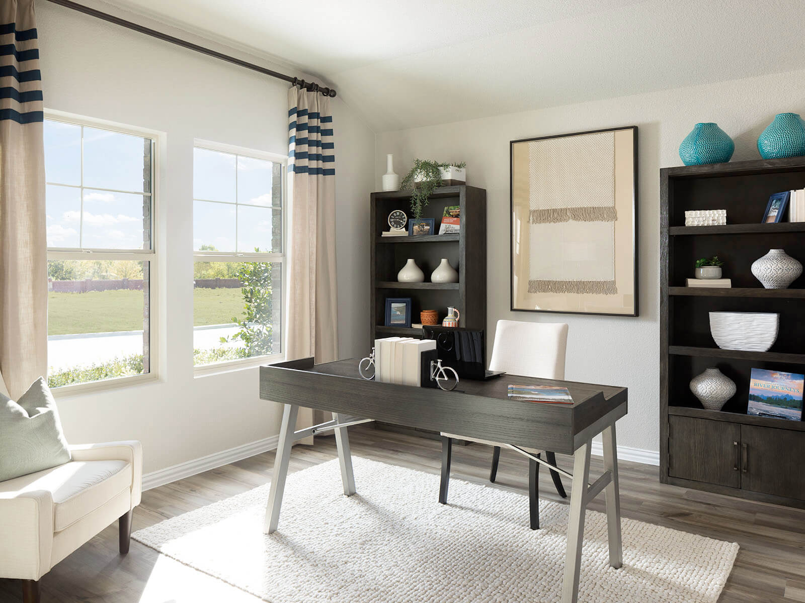 Spacious open floorplan with great natural light