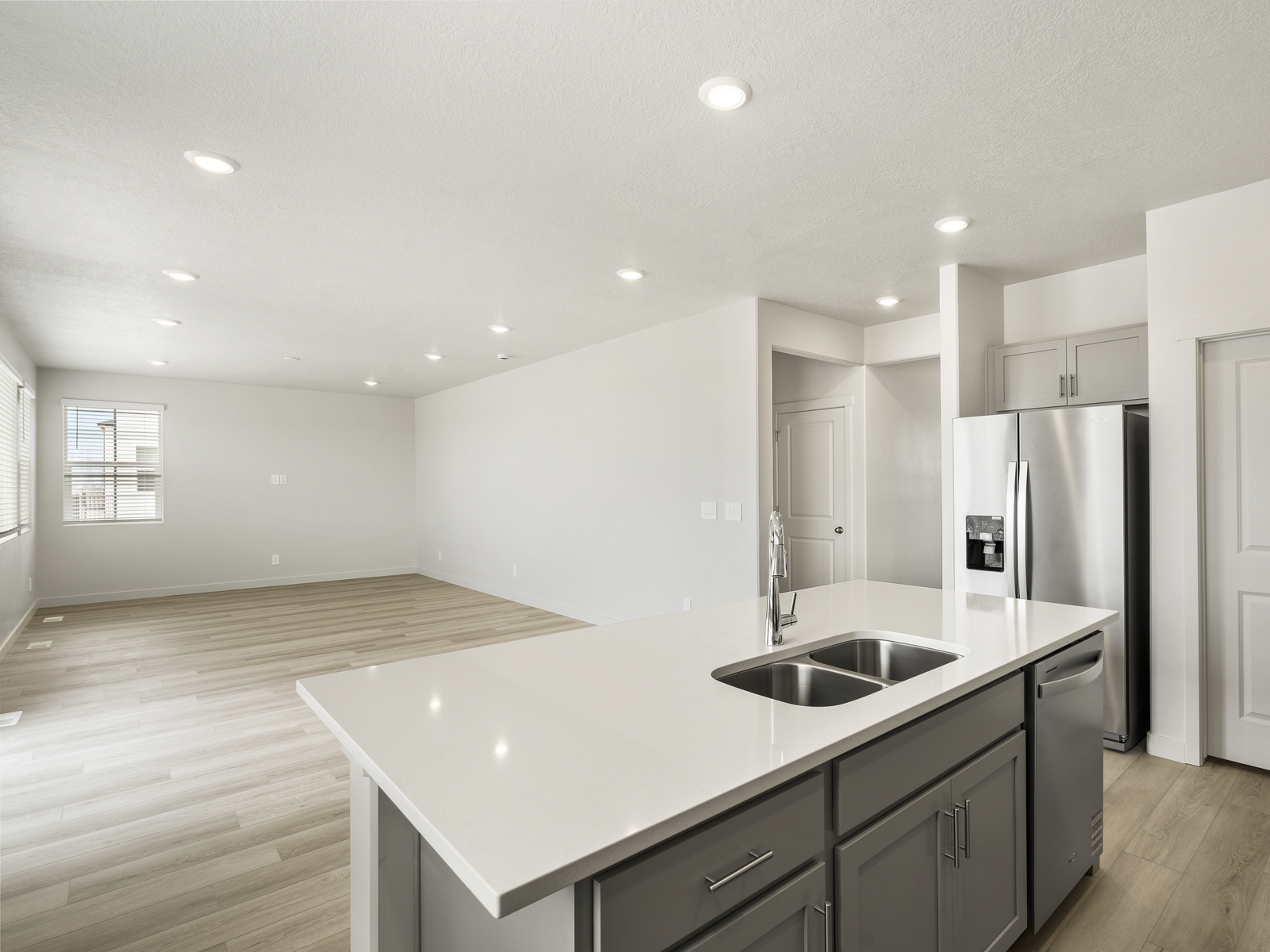 A Quick Move-in Residence 4 Floorplan