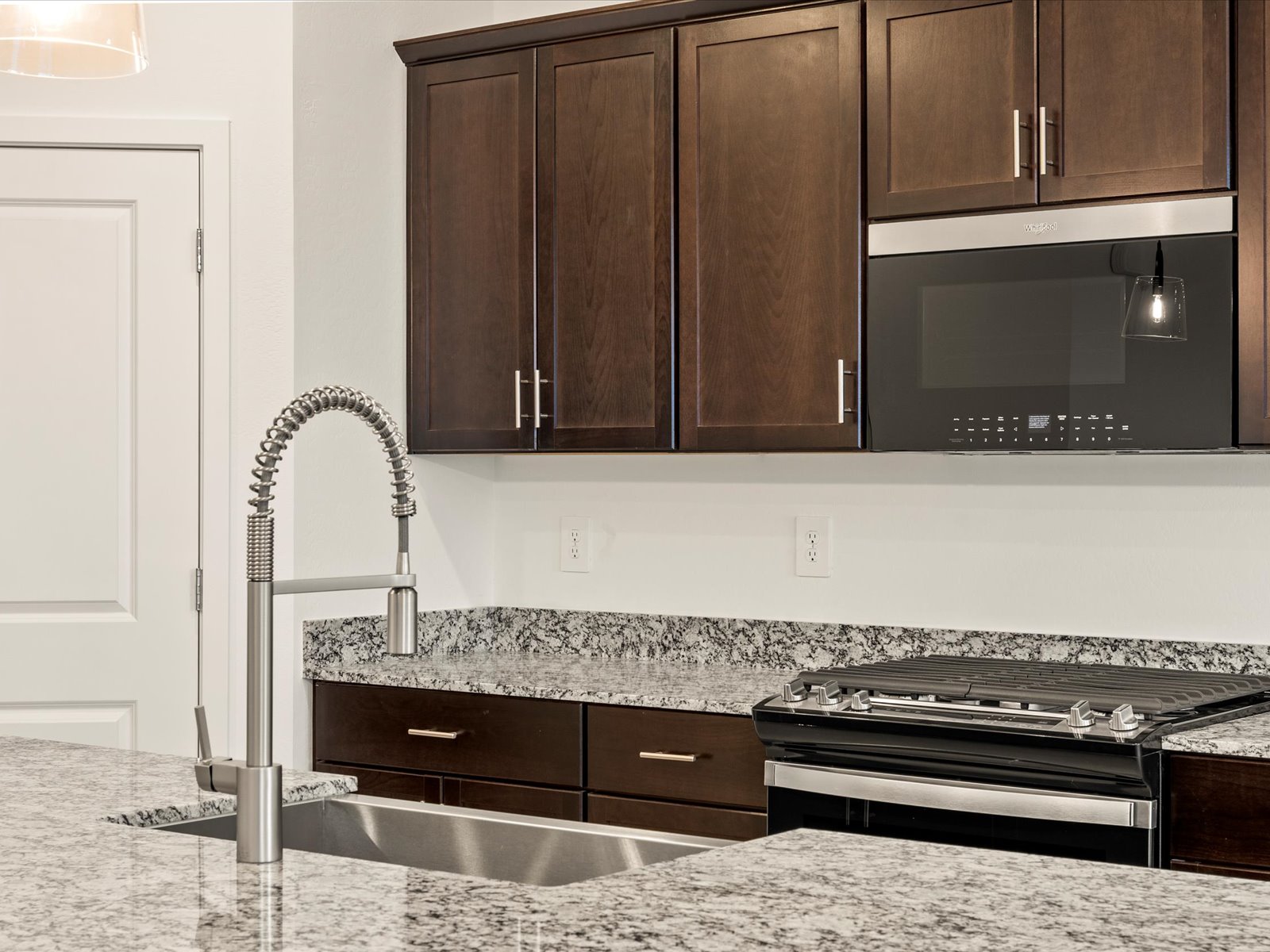 A Quick Move-in Holly Floorplan