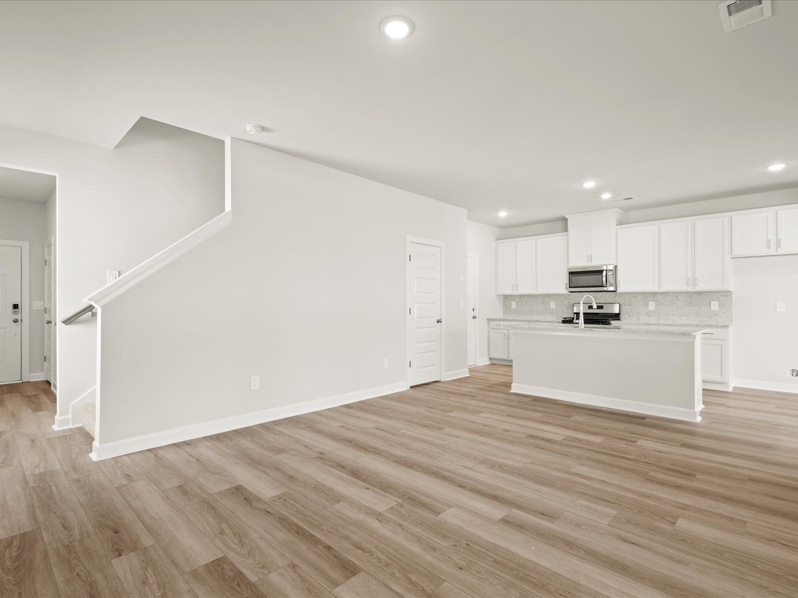 Welcome to the Dallas floorplan at The Farm at Wells Creek - Heritage Collection.