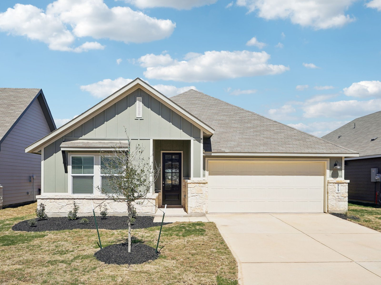 A Quick Move-in The Fitzhugh (C402) Floorplan