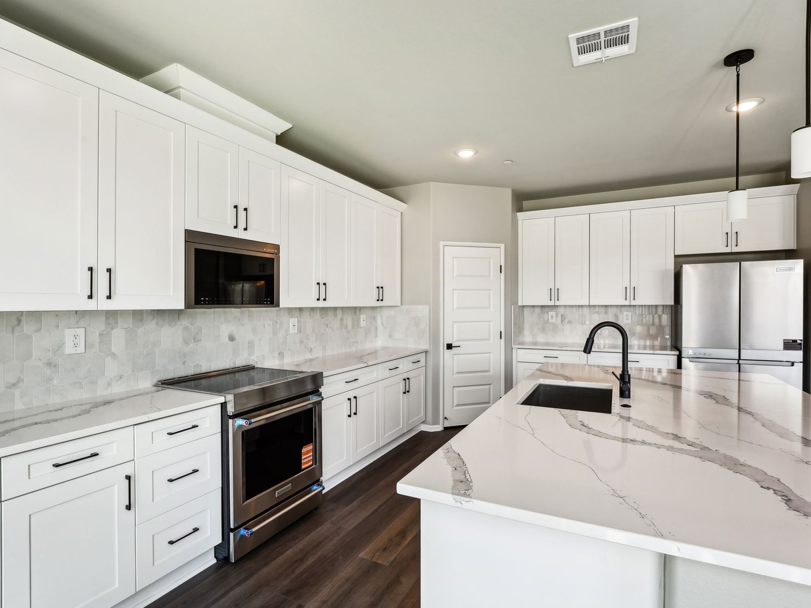 A Quick Move-in Residence 4 Floorplan