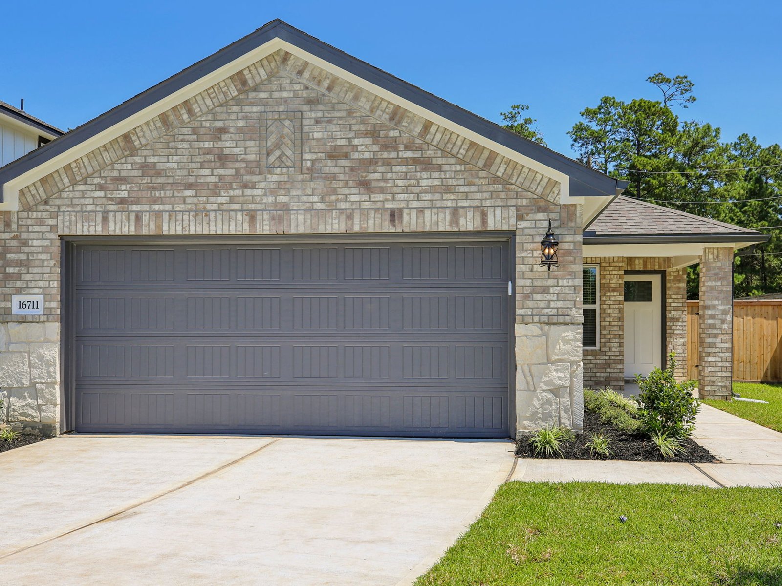 A Quick Move-in The Pinnacle (347) Floorplan