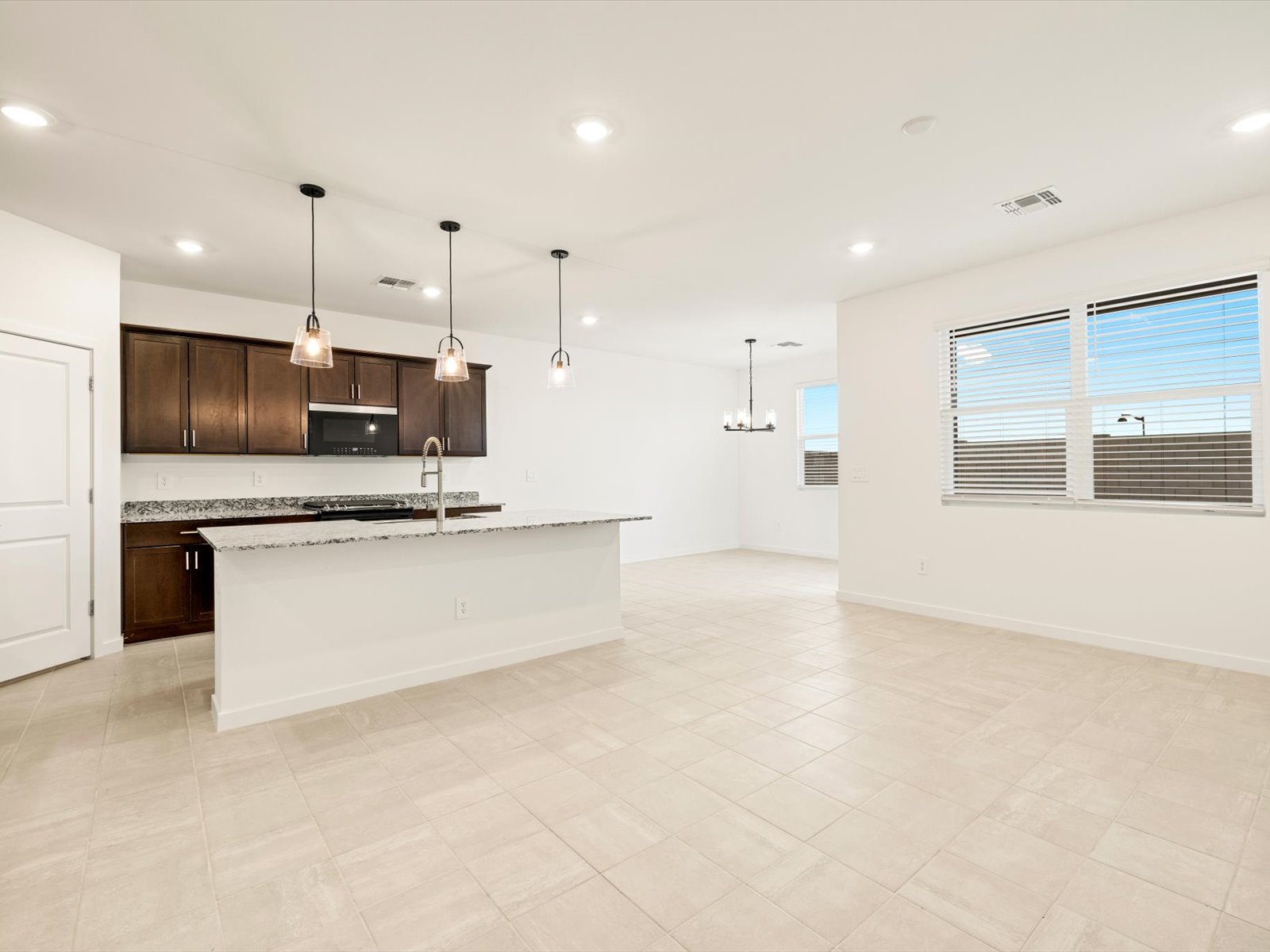 A Quick Move-in Holly Floorplan