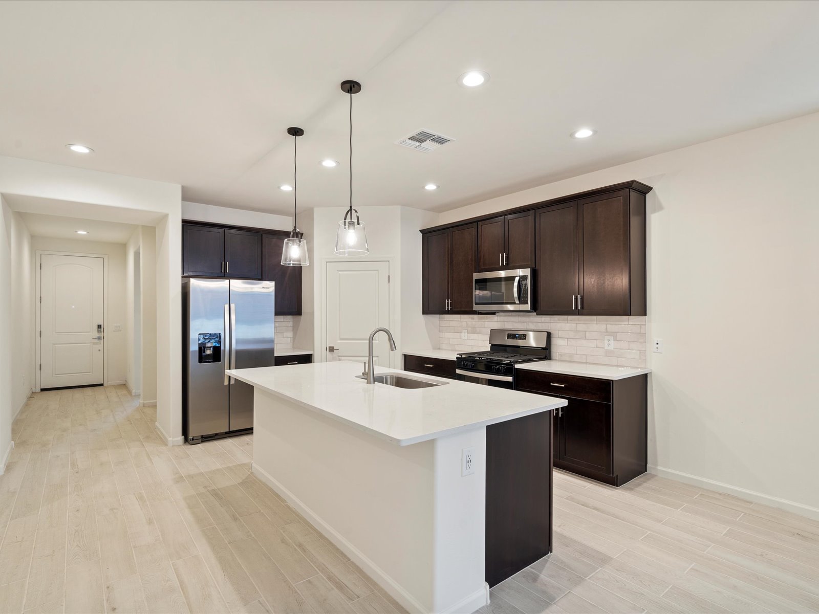 A Quick Move-in Topaz Floorplan
