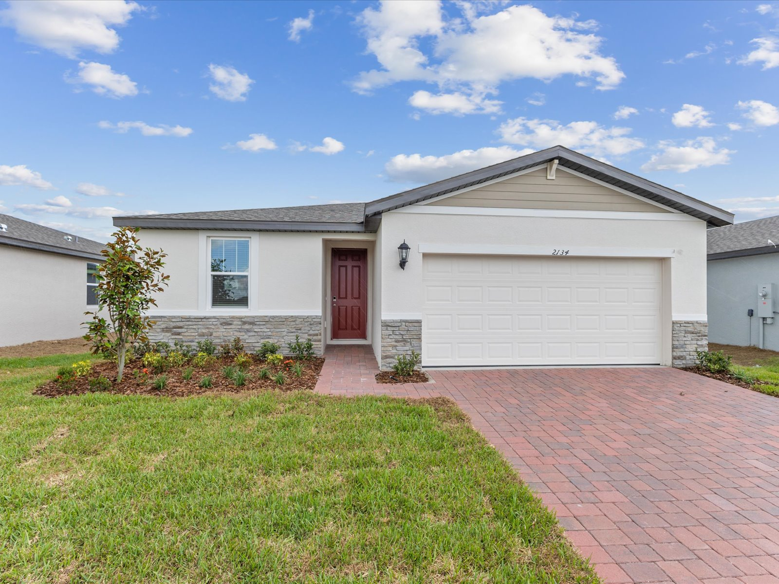 A Quick Move-in Daphne Floorplan