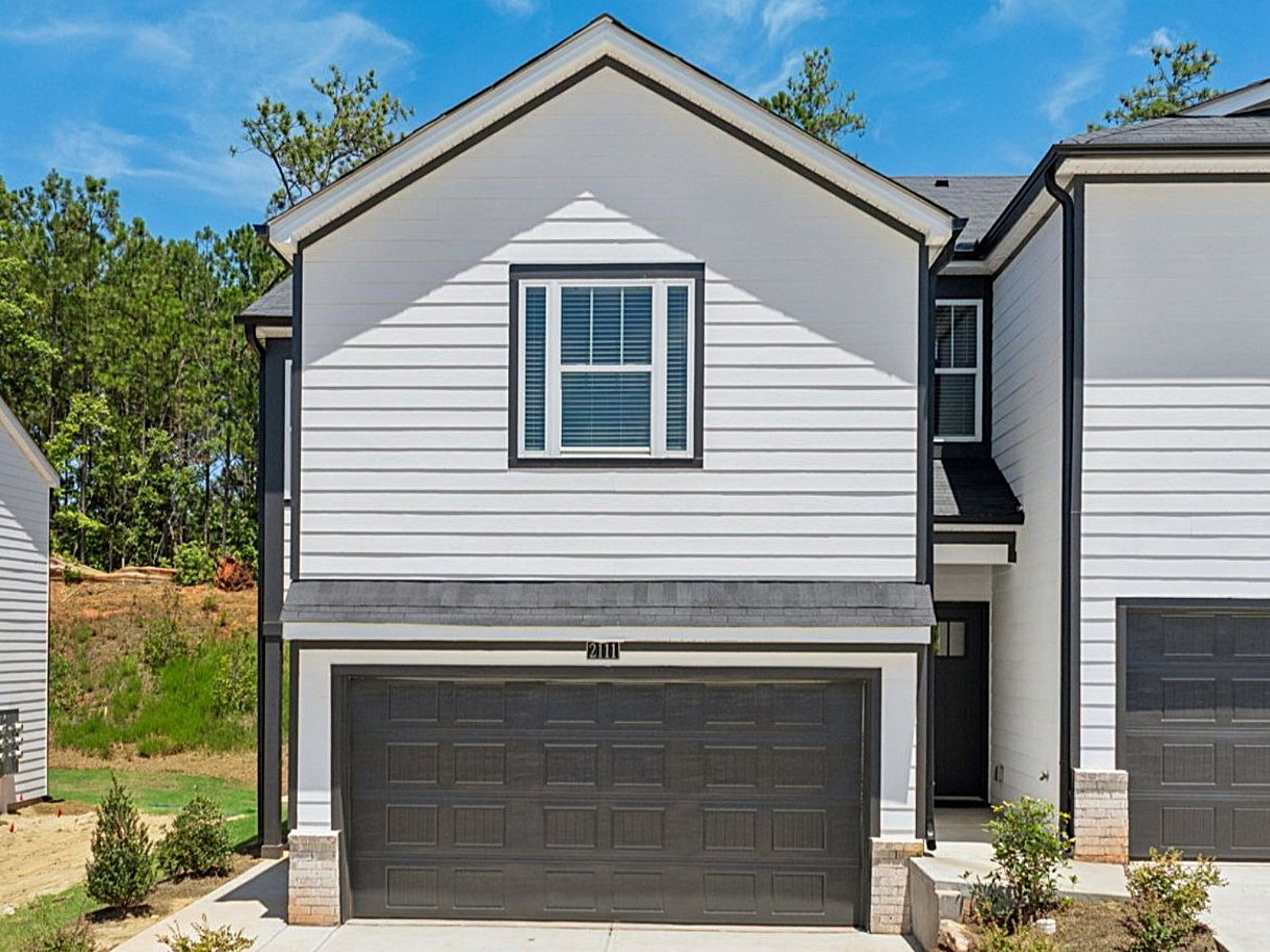 A Quick Move-in Oakland End Unit Floorplan