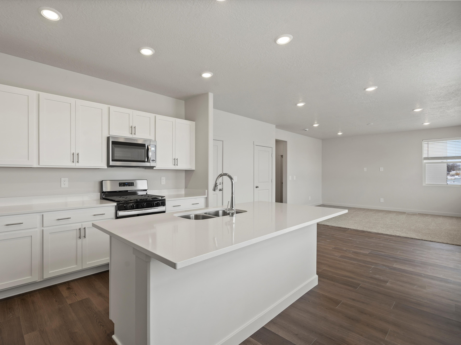 A Quick Move-in Cottonwood Floorplan