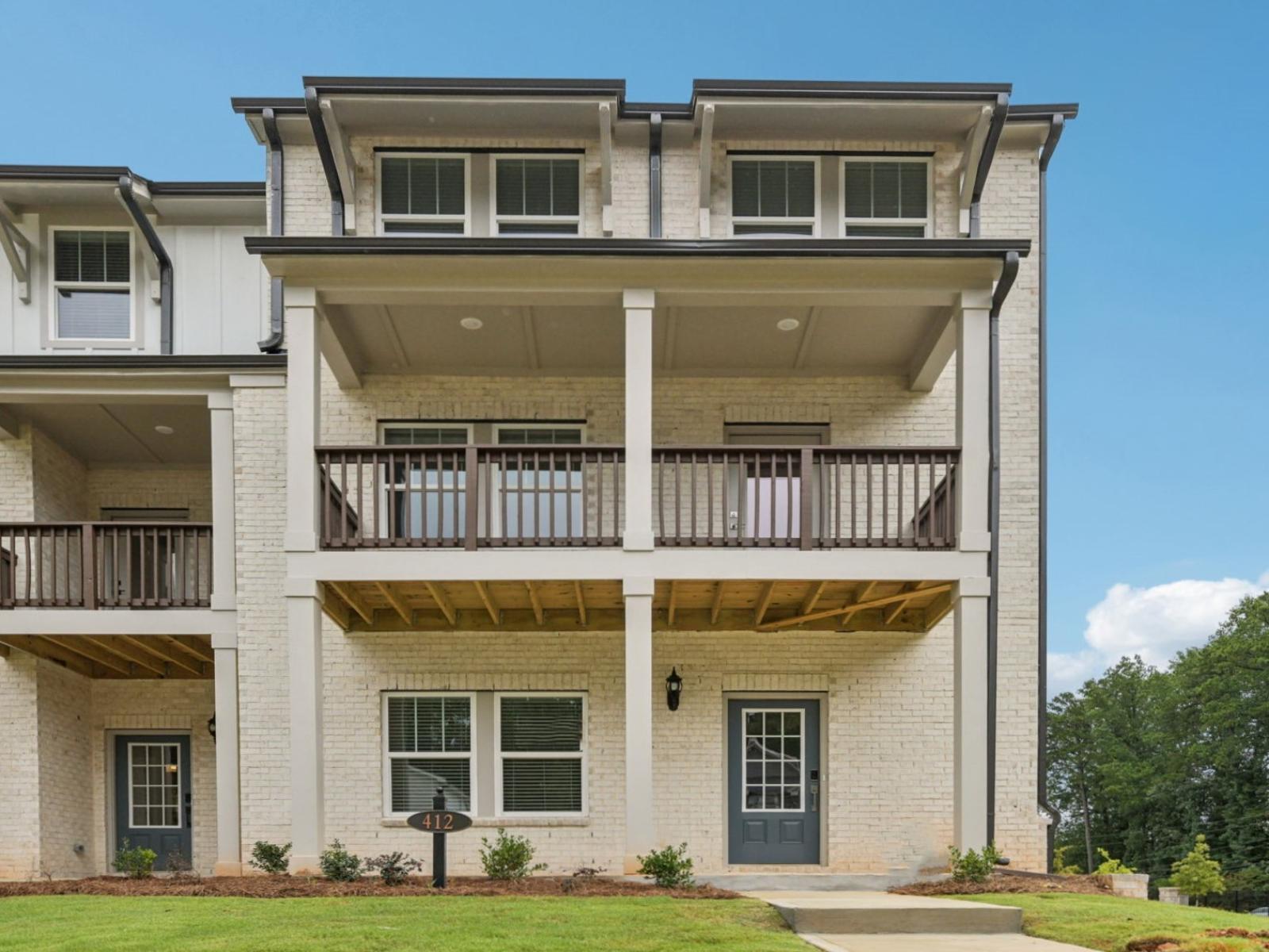 A Quick Move-in Leighton End Unit Floorplan