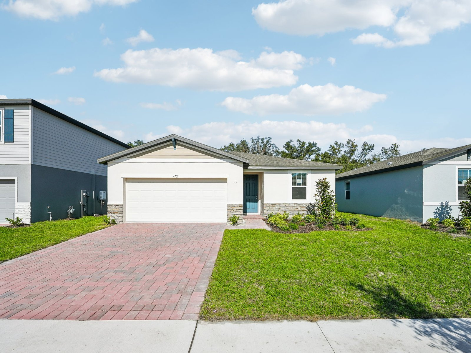 A Quick Move-in Daphne Floorplan