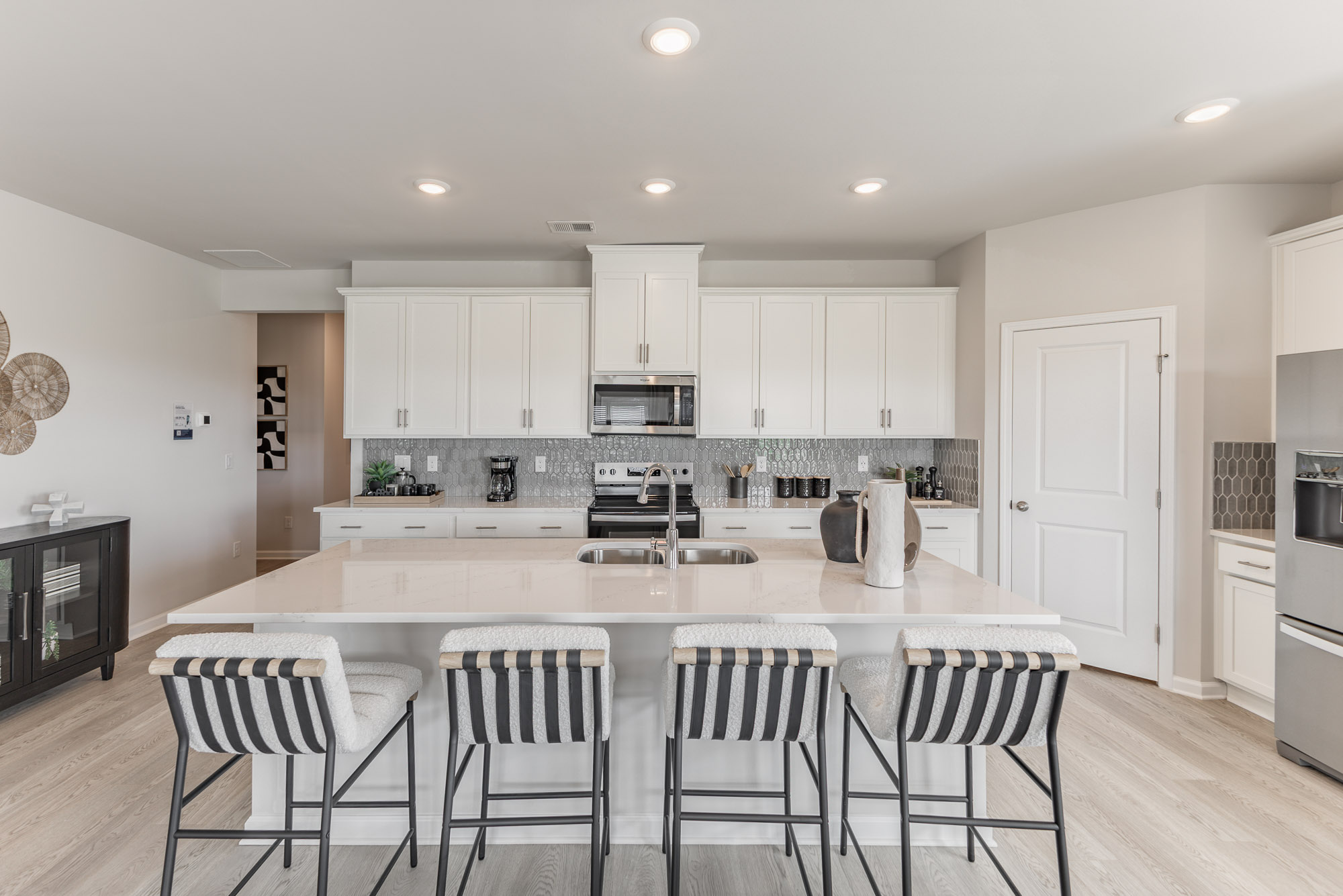 Welcome to the Gibson floorplan modeled at Madison Preserve.