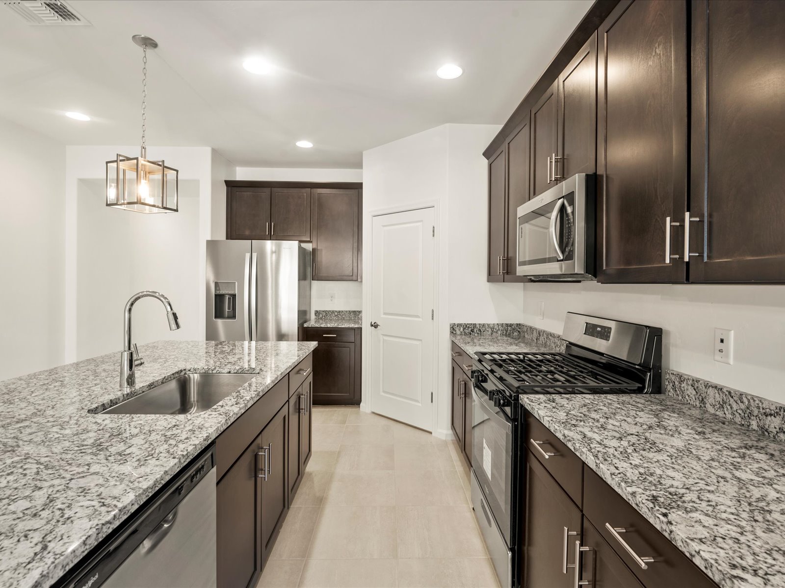 A Quick Move-in Topaz Floorplan